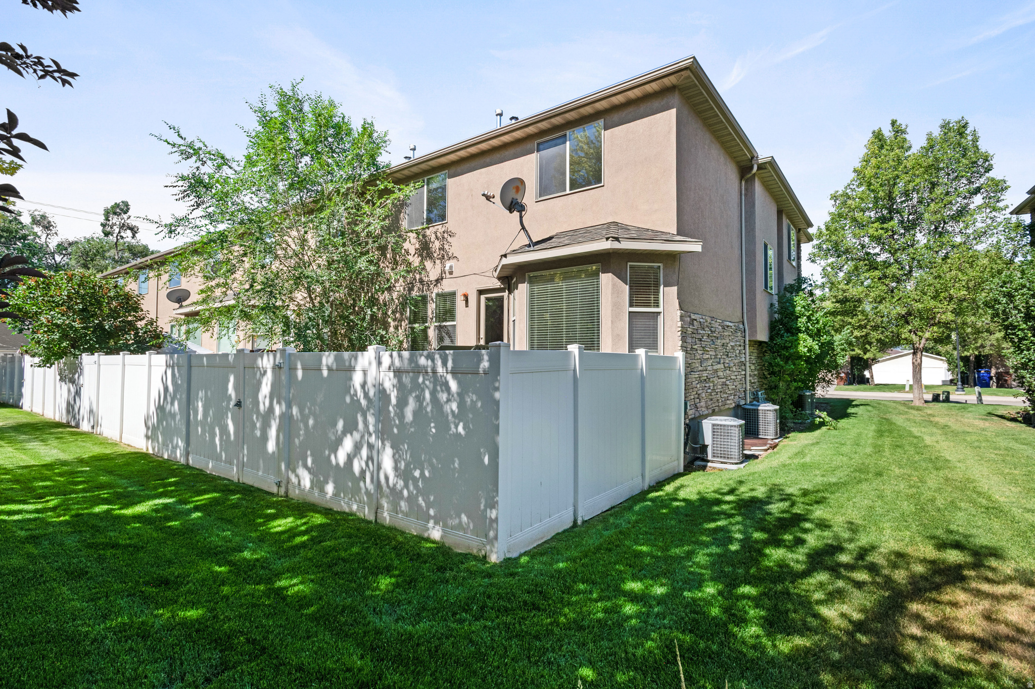 72ND STREET VILLAS - Residential