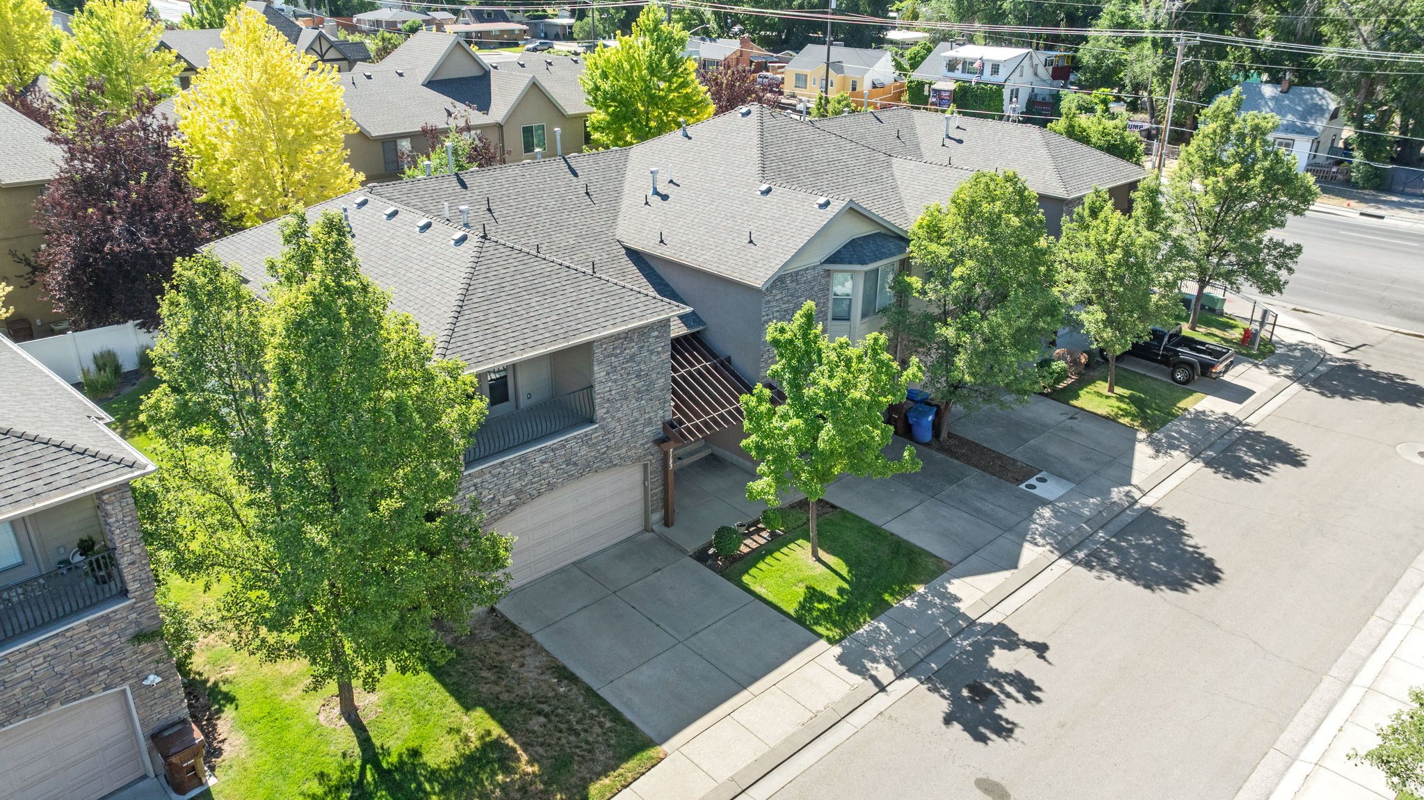 72ND STREET VILLAS - Residential