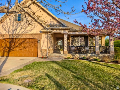 HARVEST HOMES - Residential