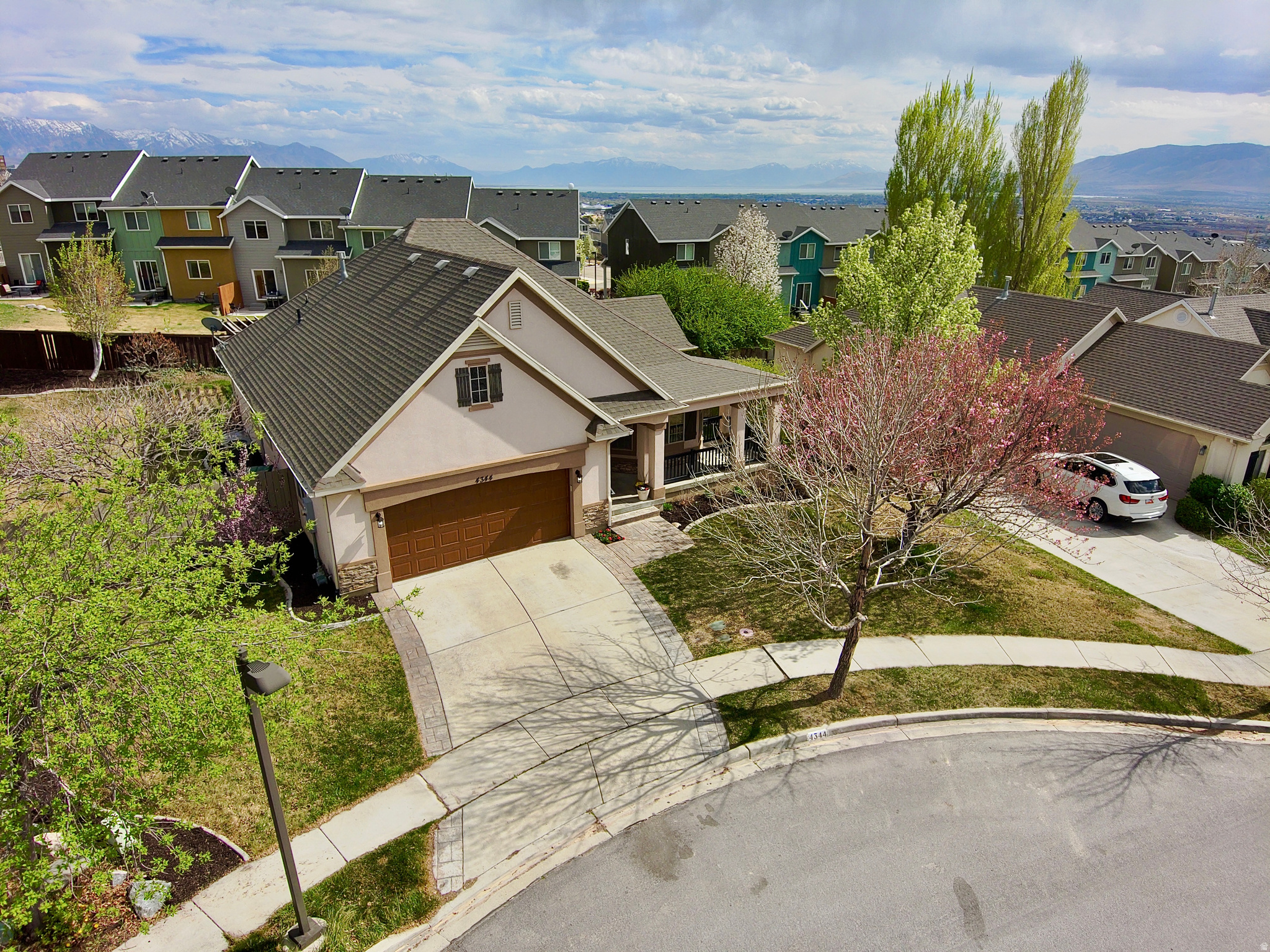 HARVEST HOMES - Residential