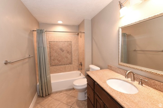 HARVEST HOMES - Residential