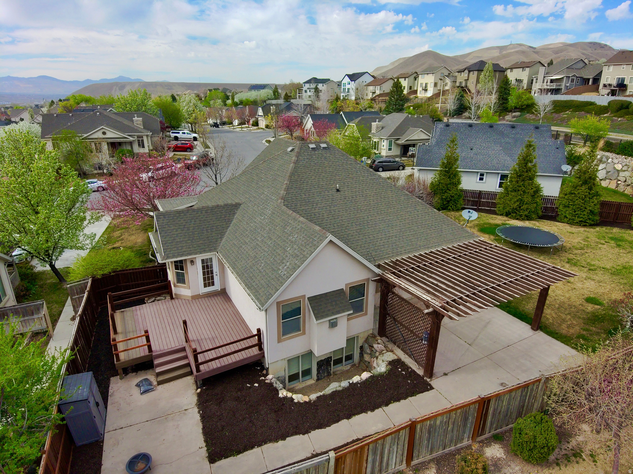 HARVEST HOMES - Residential