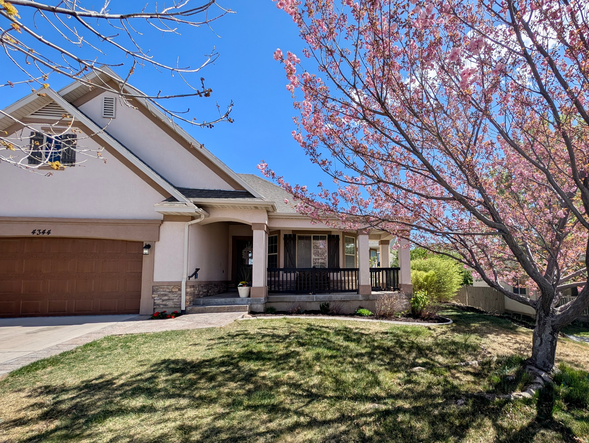 HARVEST HOMES - Residential