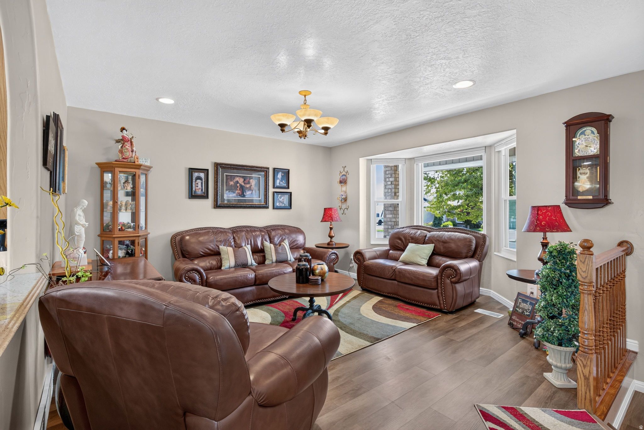 WINDSOR MEADOWS - Residential