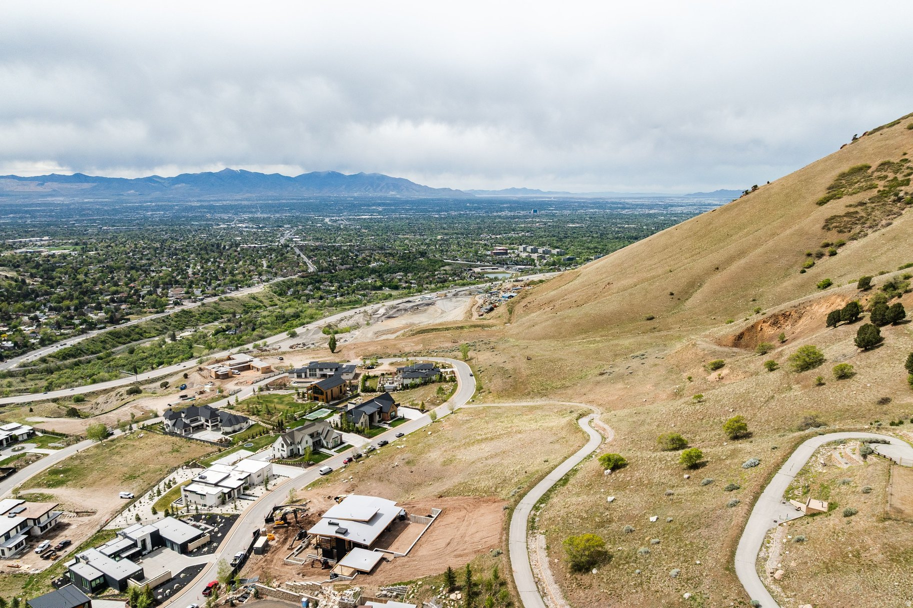 COTTONWOOD CANYON ES - Land