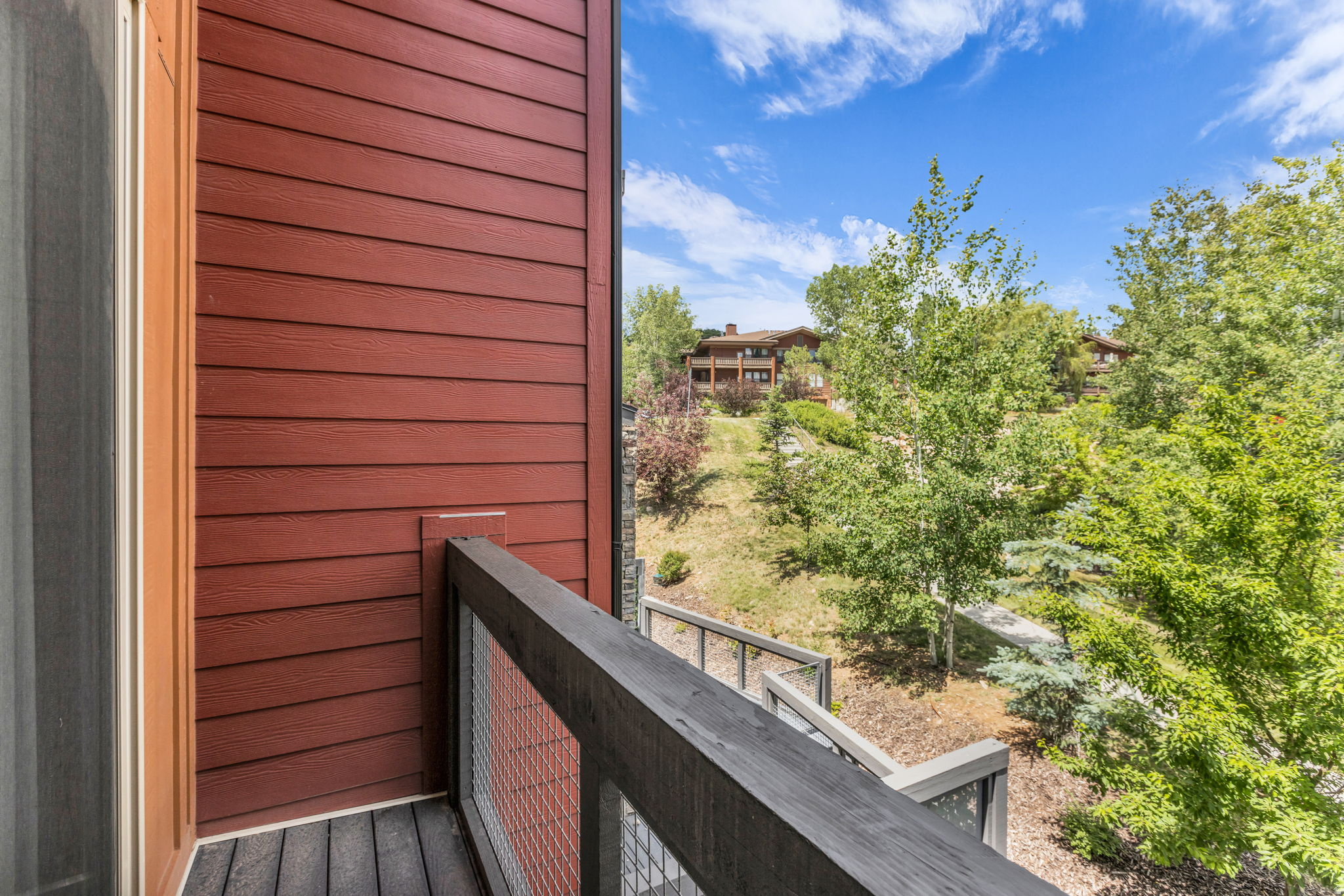 COURTYARDS AT QUARRY - Residential