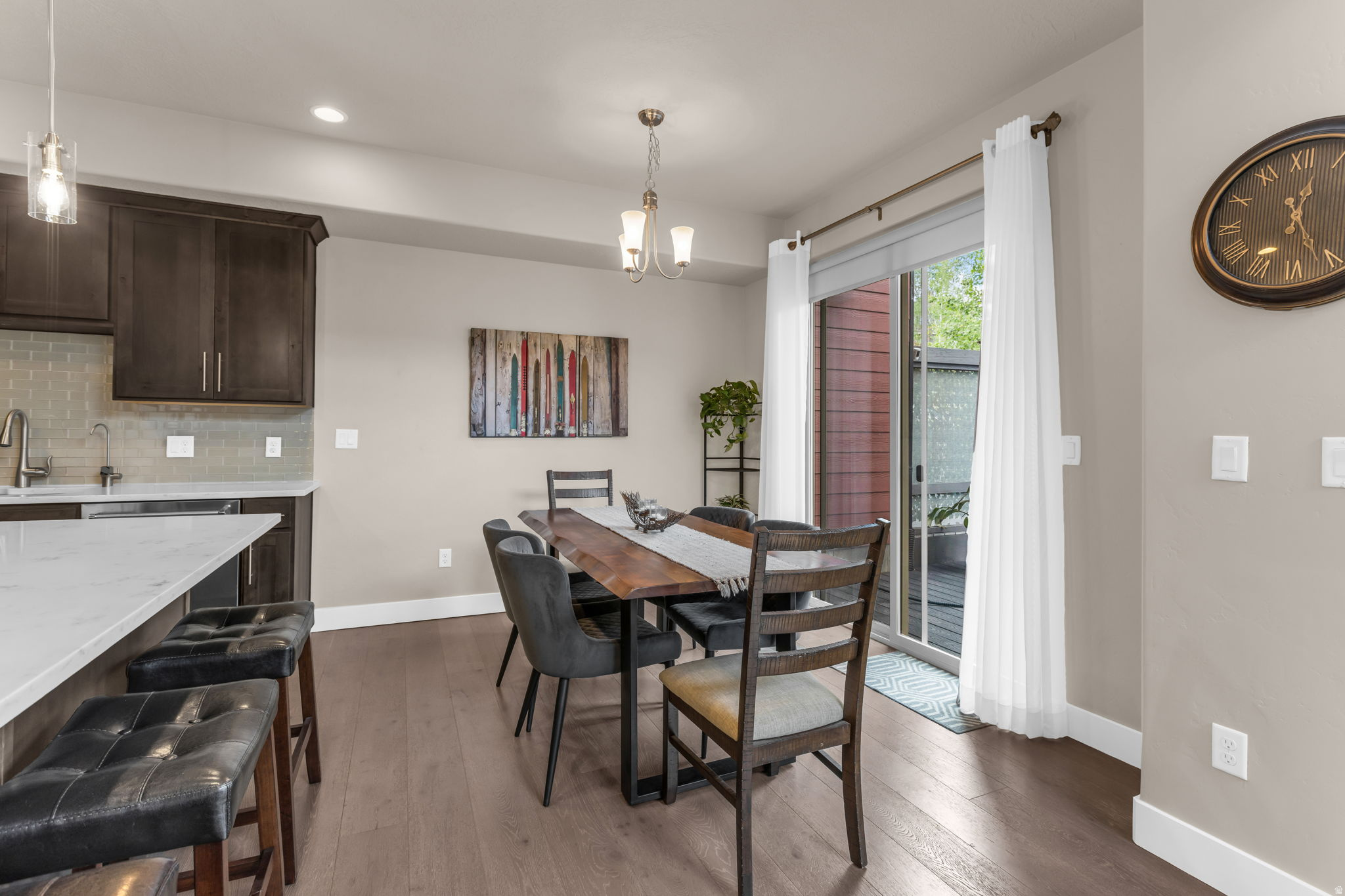 COURTYARDS AT QUARRY - Residential