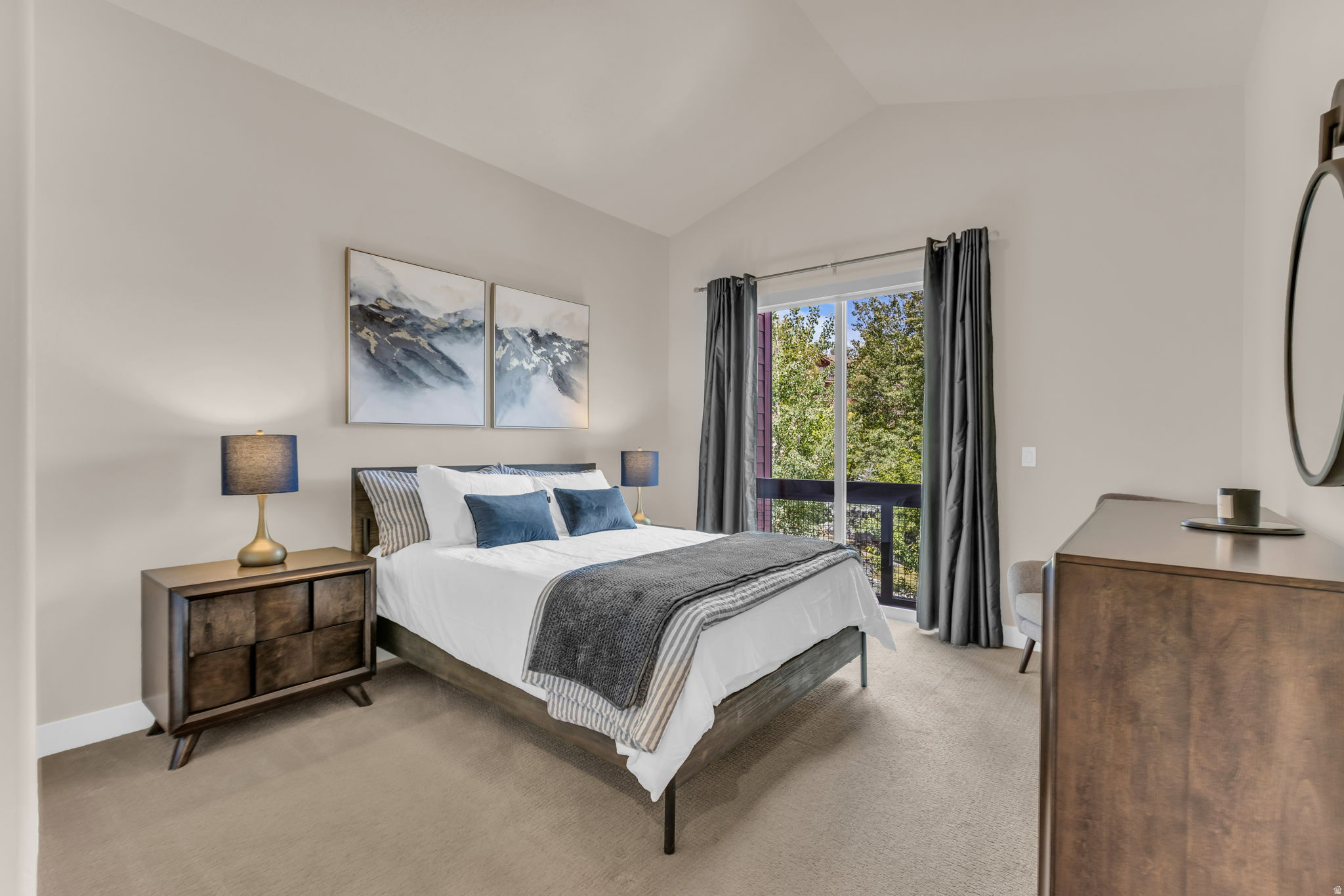 COURTYARDS AT QUARRY - Residential