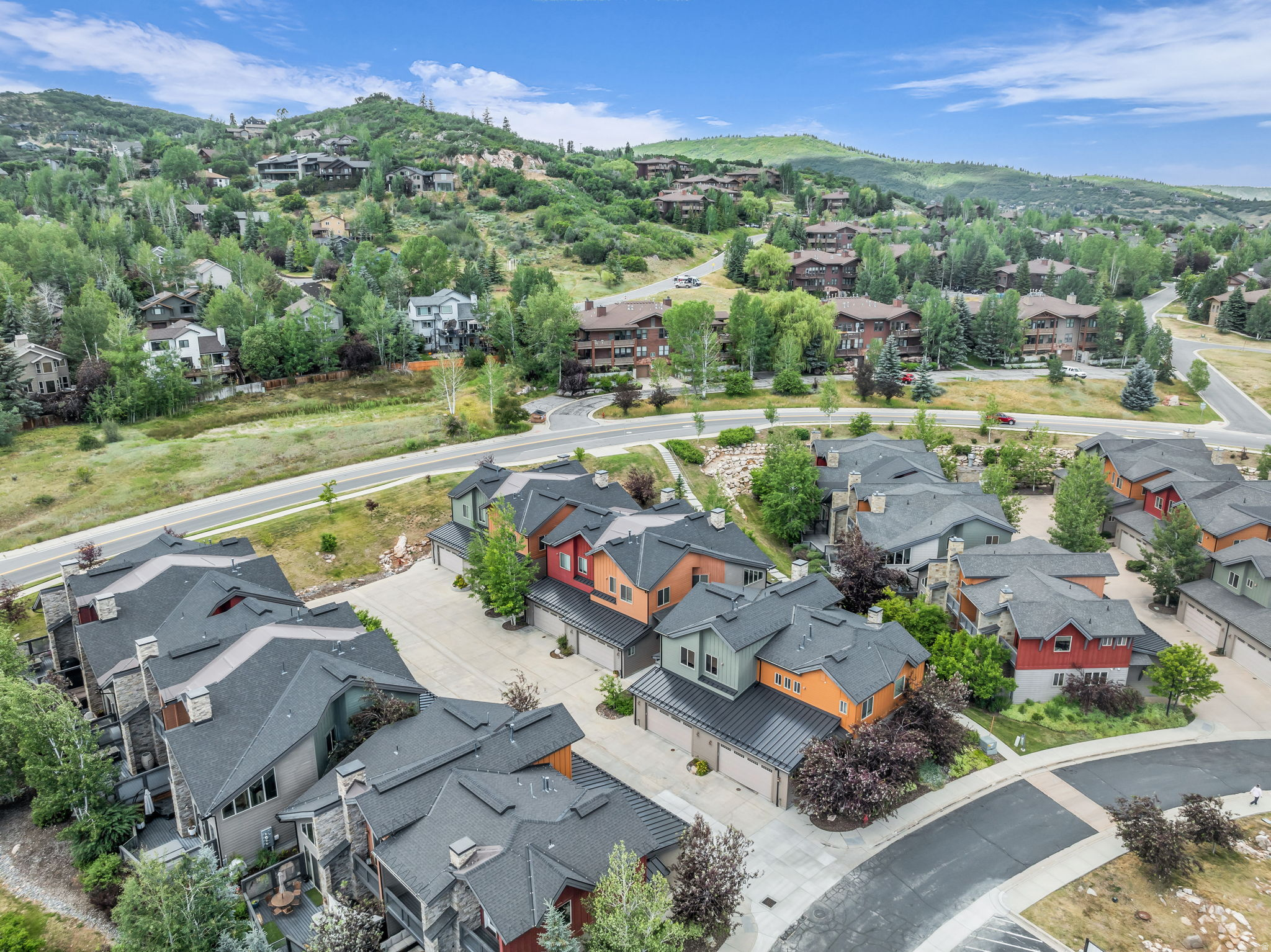 COURTYARDS AT QUARRY - Residential