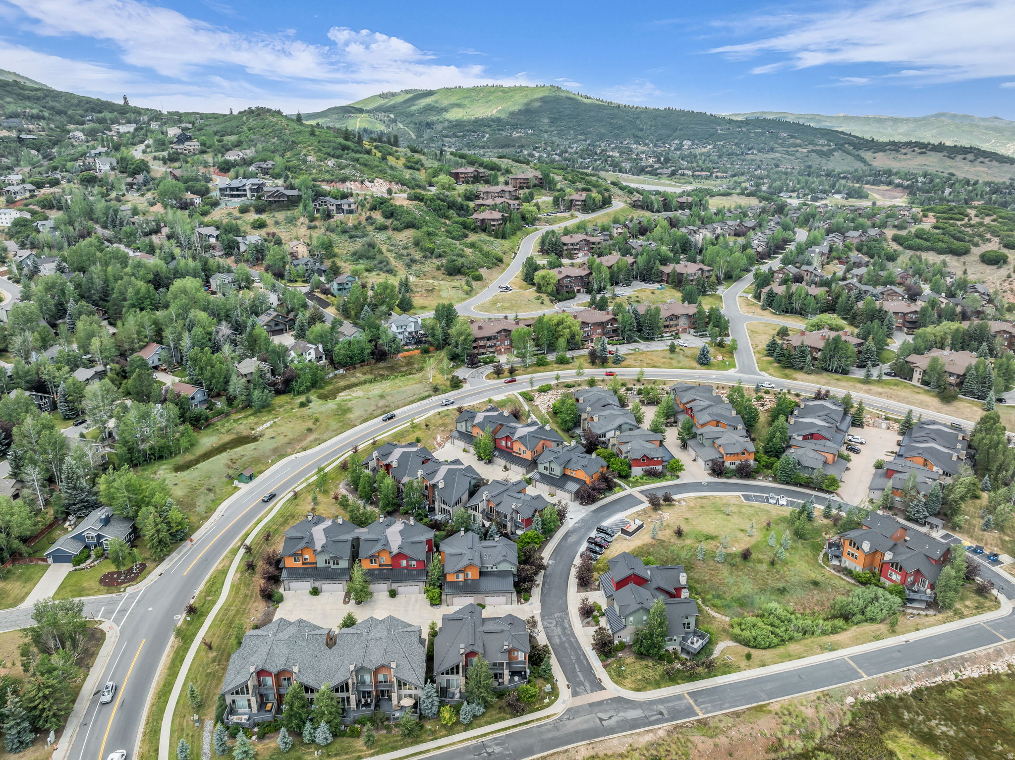 COURTYARDS AT QUARRY - Residential