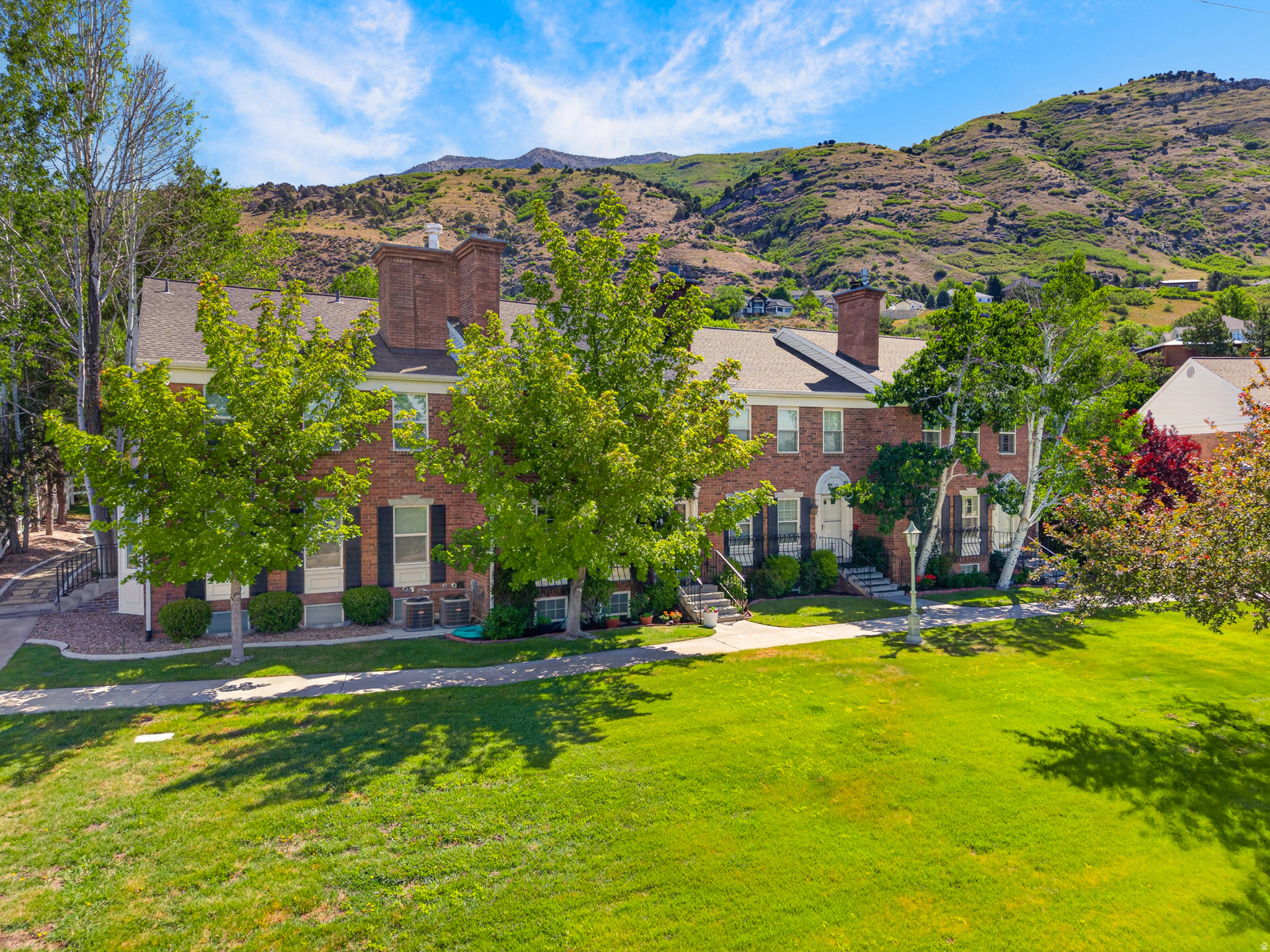 IVY AT THE RIDGE - Residential