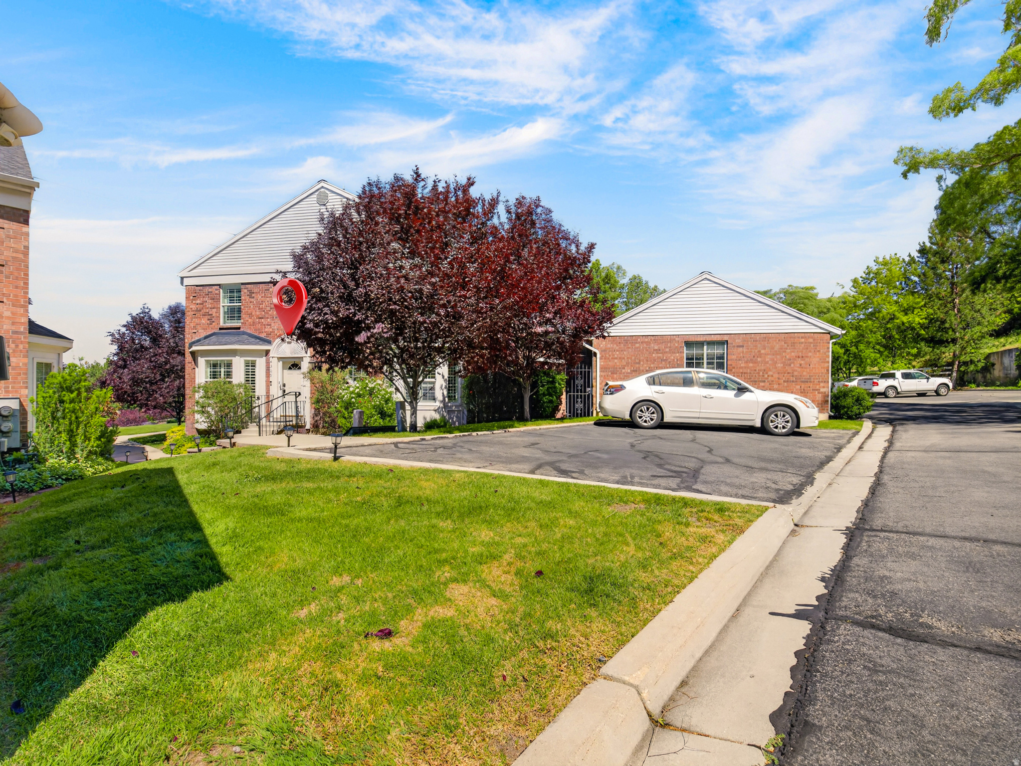 IVY AT THE RIDGE - Residential