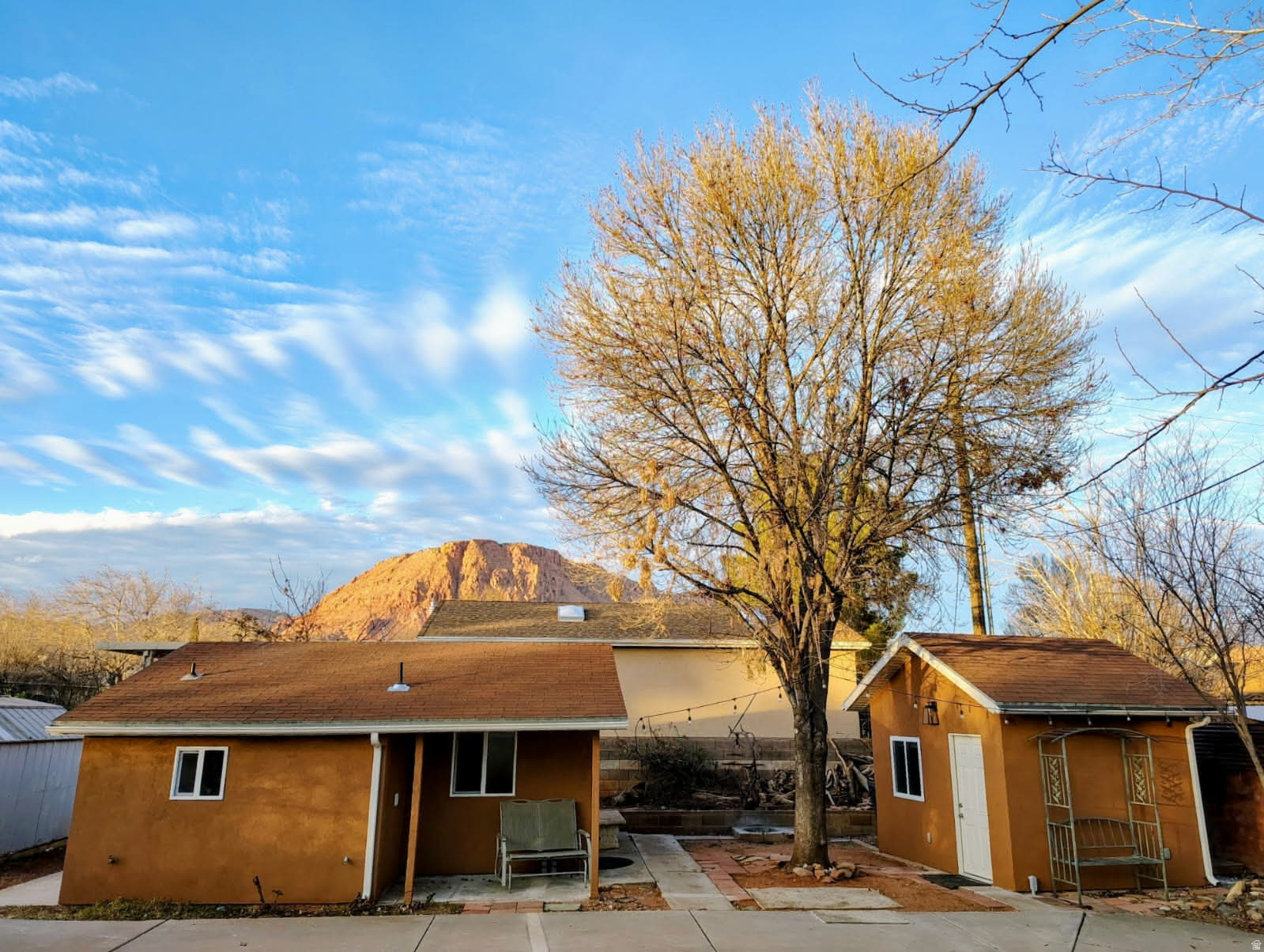 SUNSET EST B - Residential