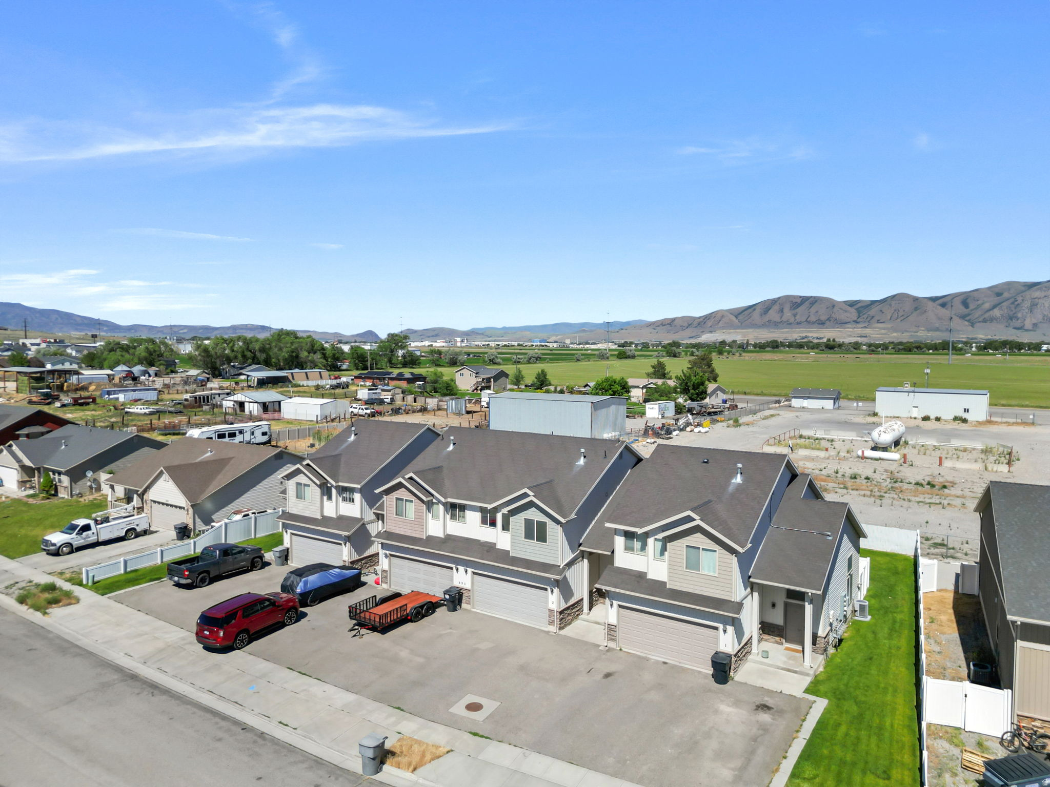 RIVER VALLEY 4 PLEX - Residential