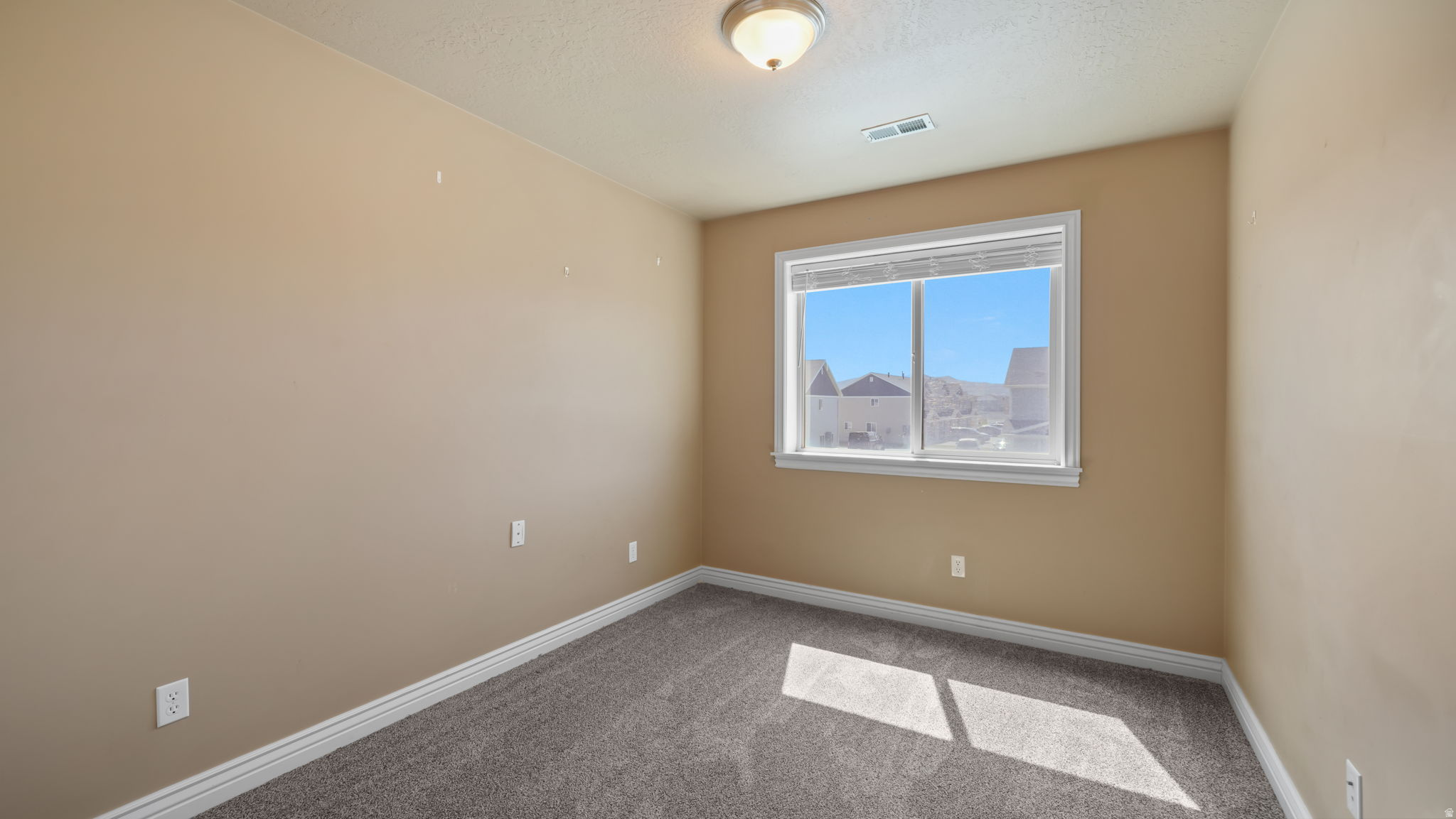 RIVER VALLEY 4 PLEX - Residential