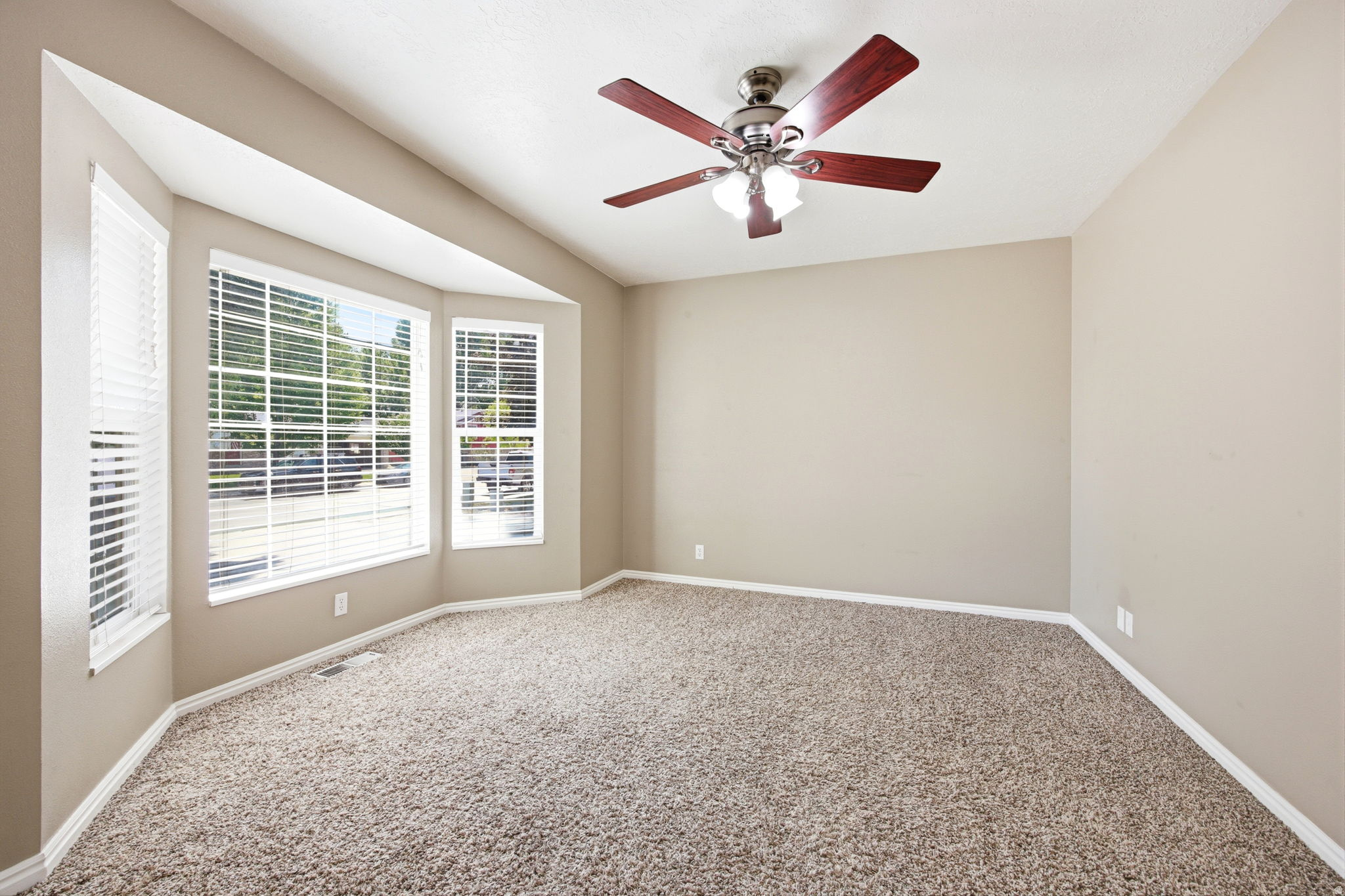 DRY CREEK - Residential