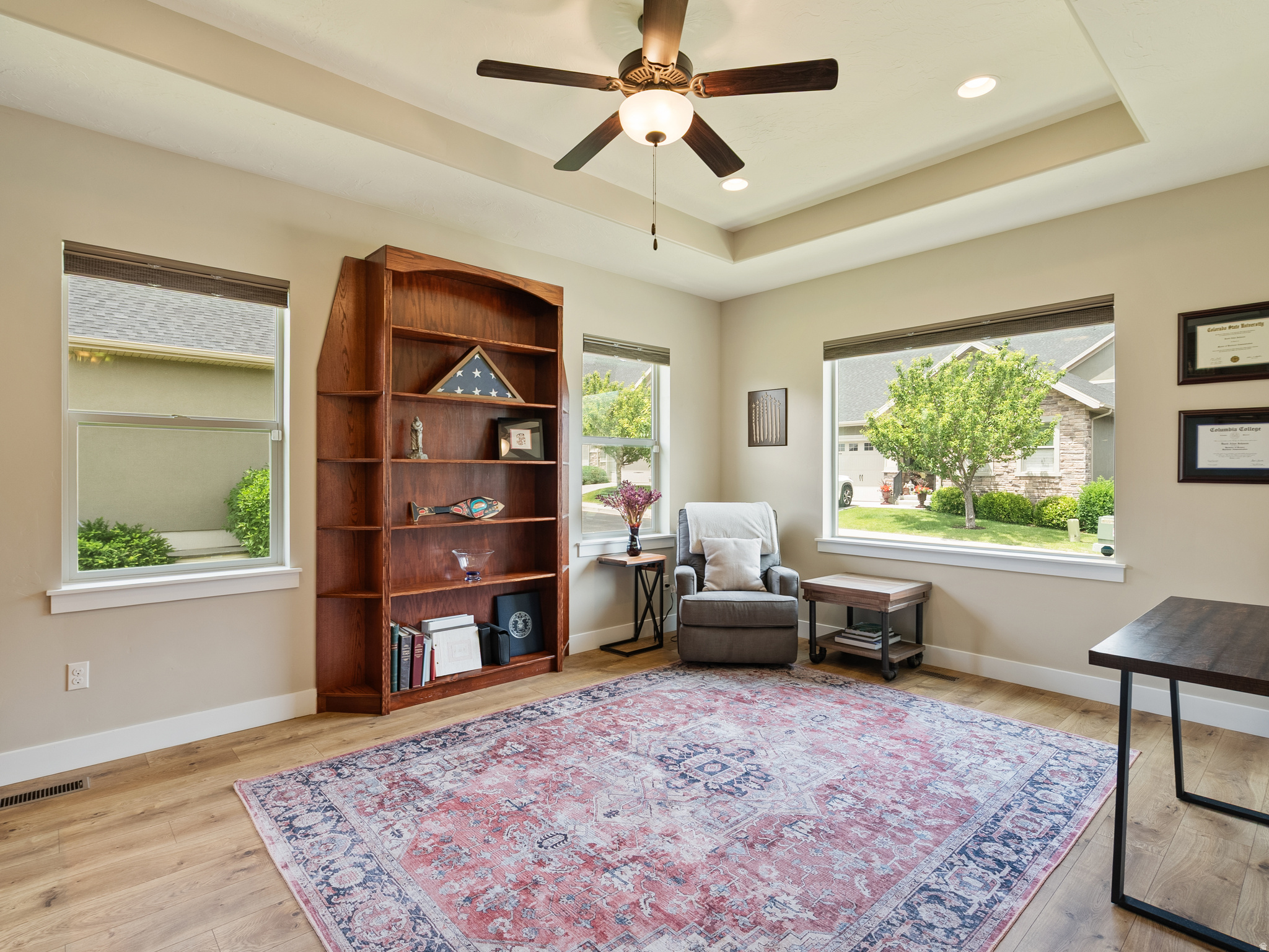 STIRLING POINTE - Residential