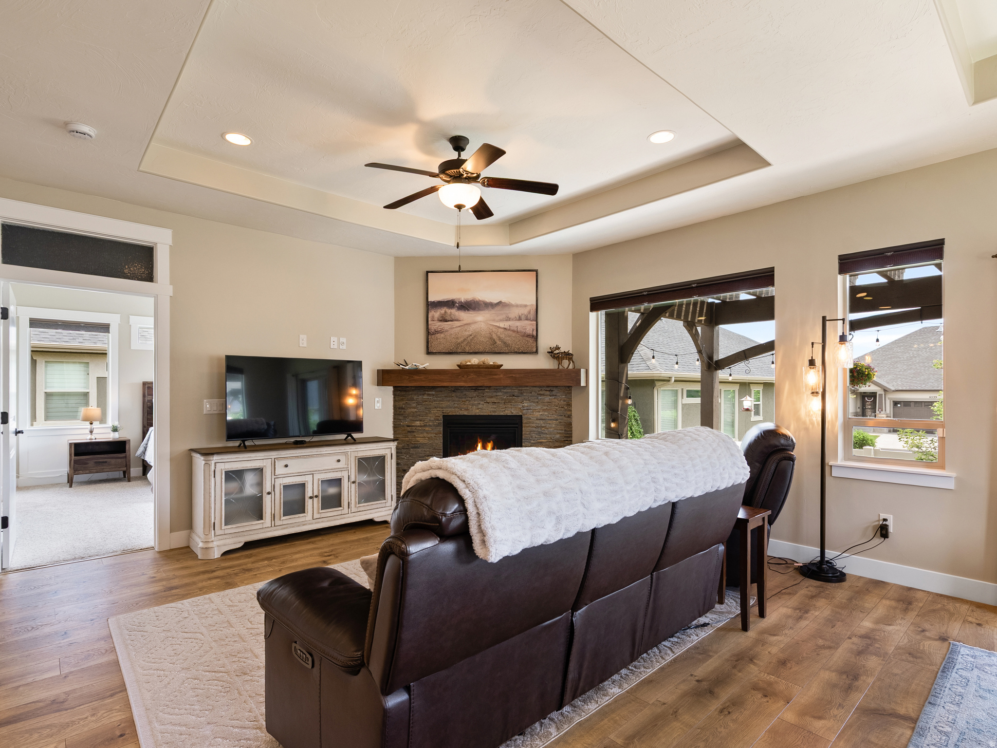STIRLING POINTE - Residential