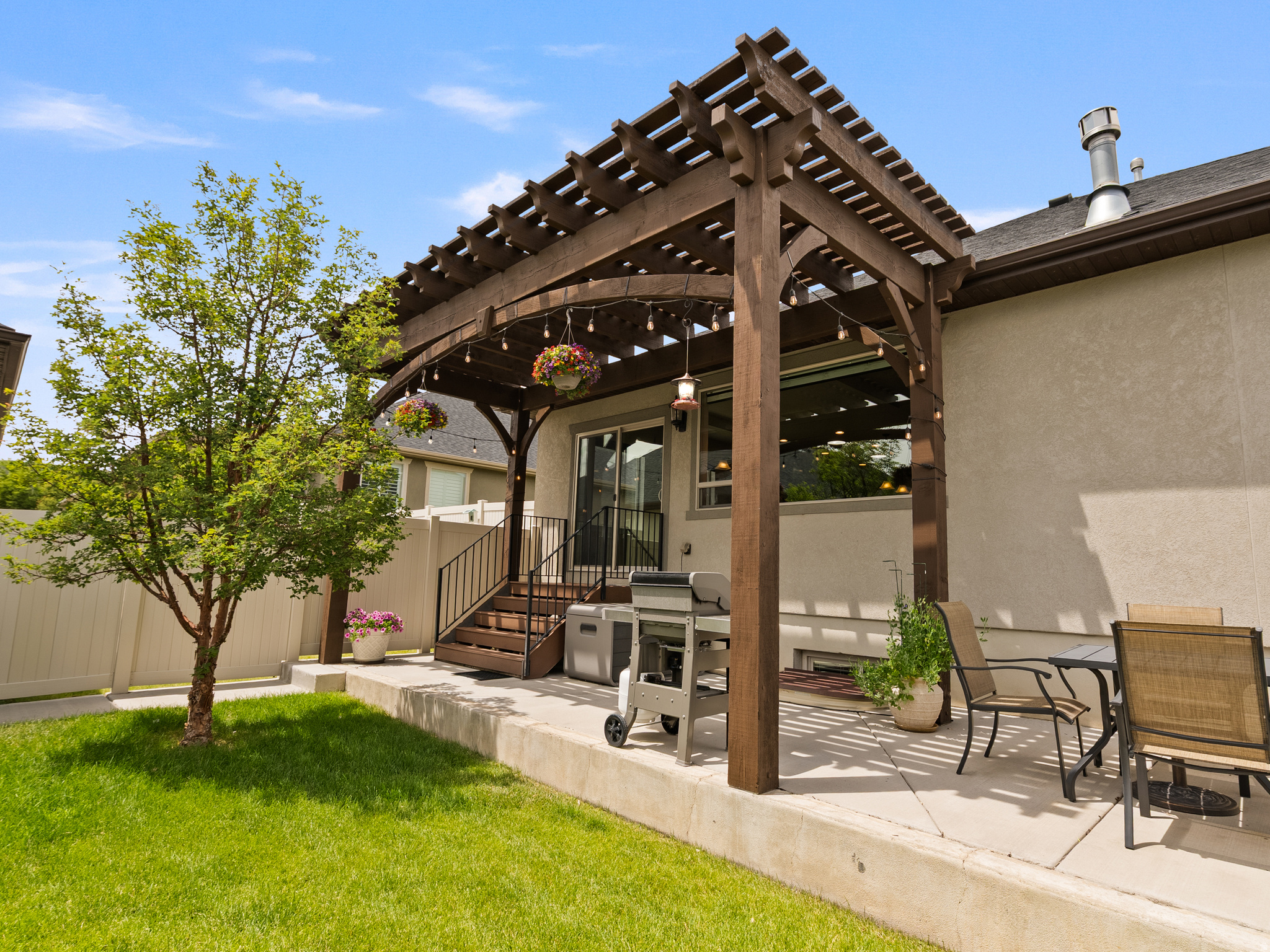 STIRLING POINTE - Residential