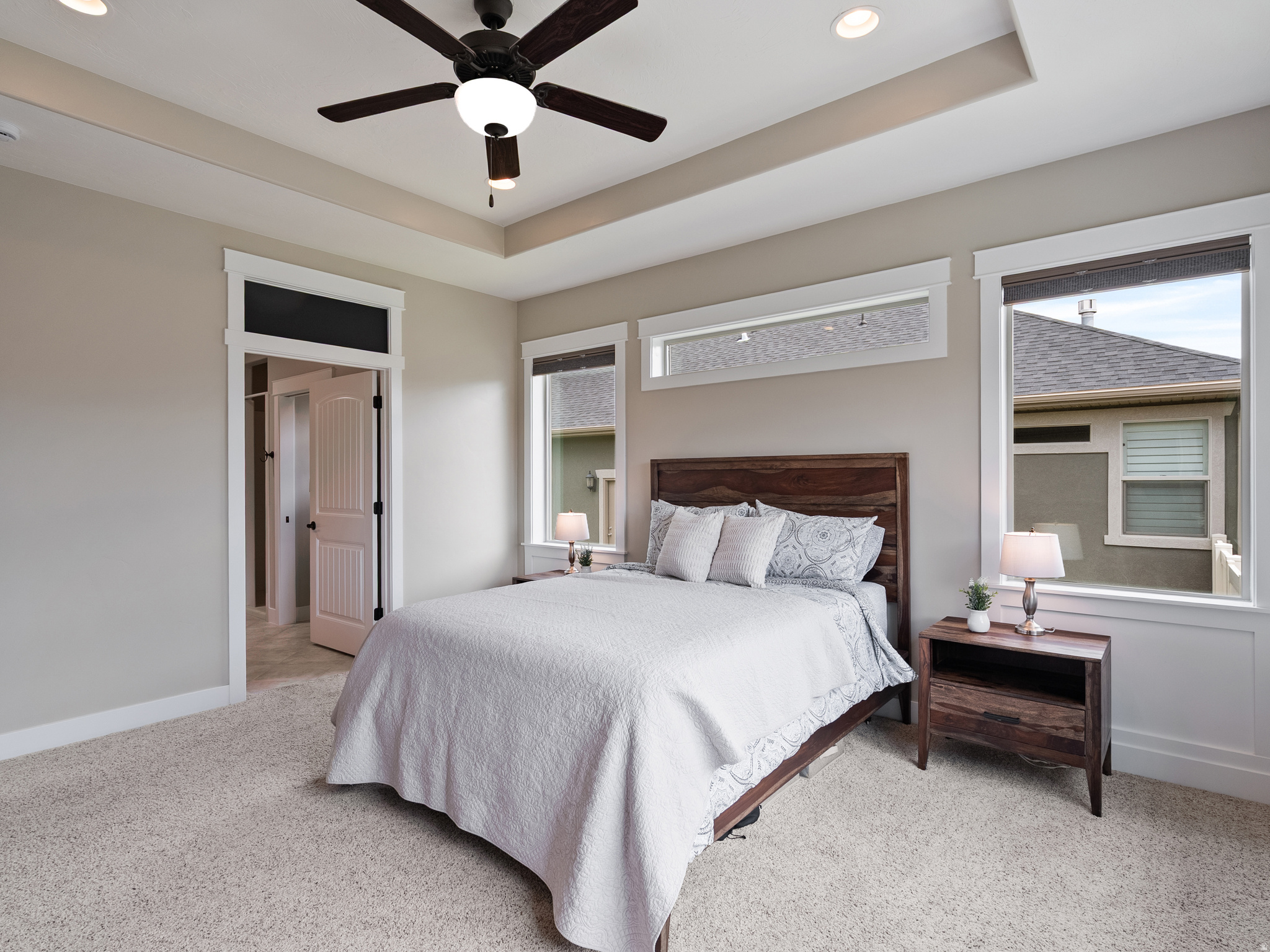 STIRLING POINTE - Residential