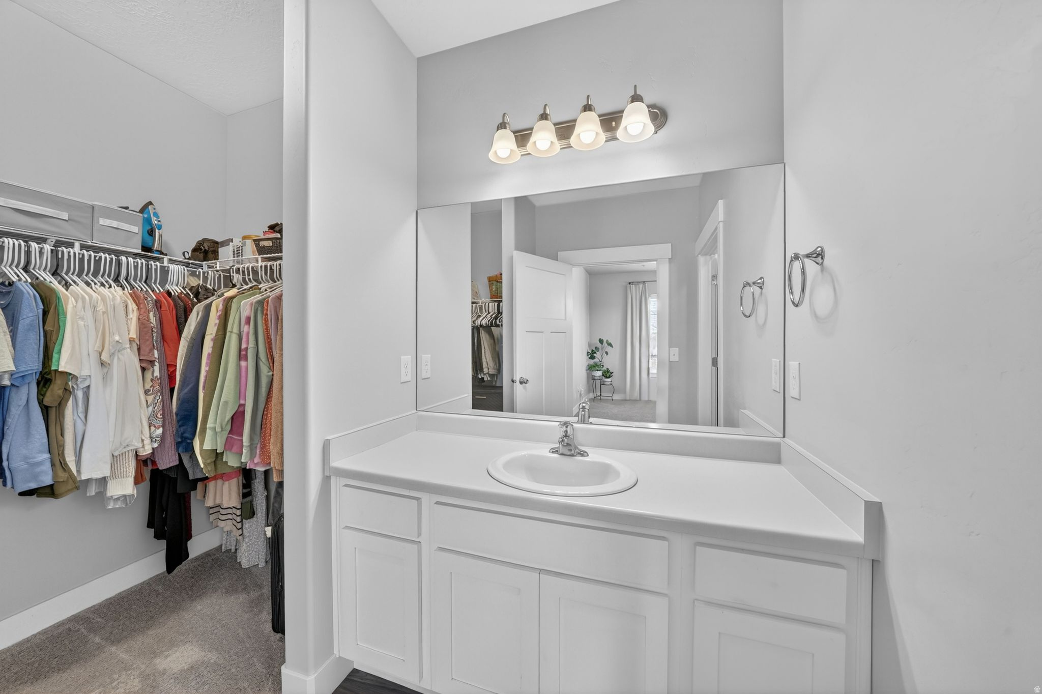 PARKSIDE - Residential