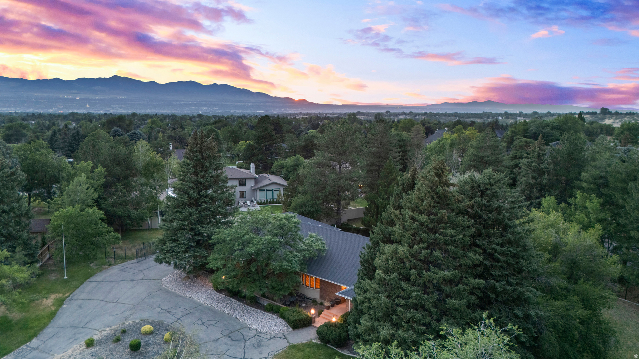 PEPPERWOOD - Residential
