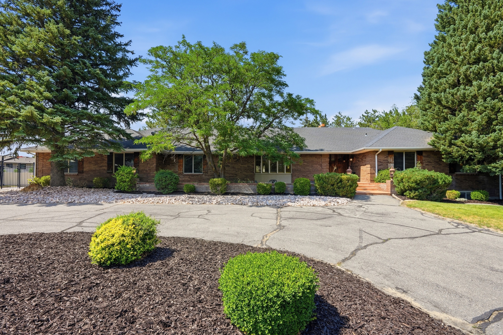 PEPPERWOOD - Residential