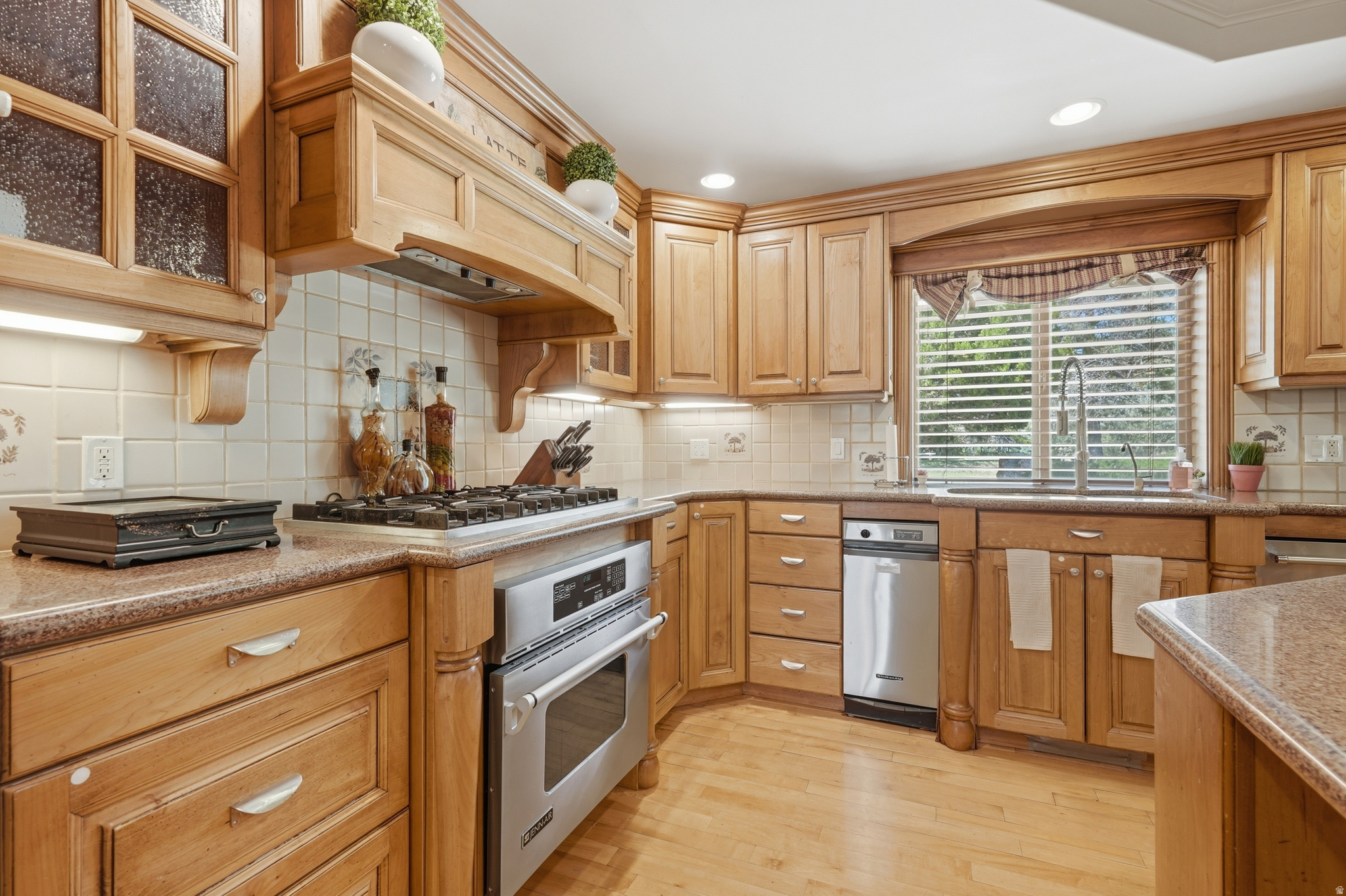 PEPPERWOOD - Residential