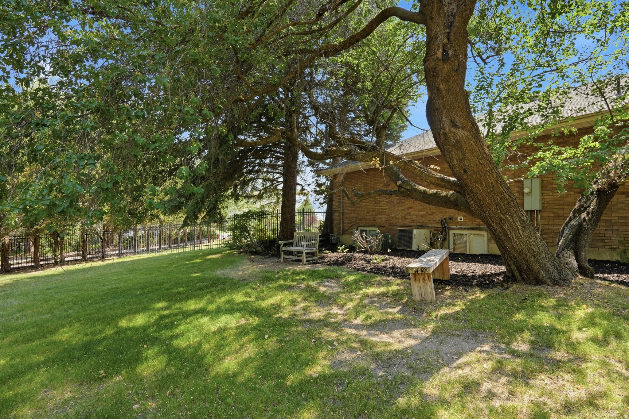 PEPPERWOOD - Residential