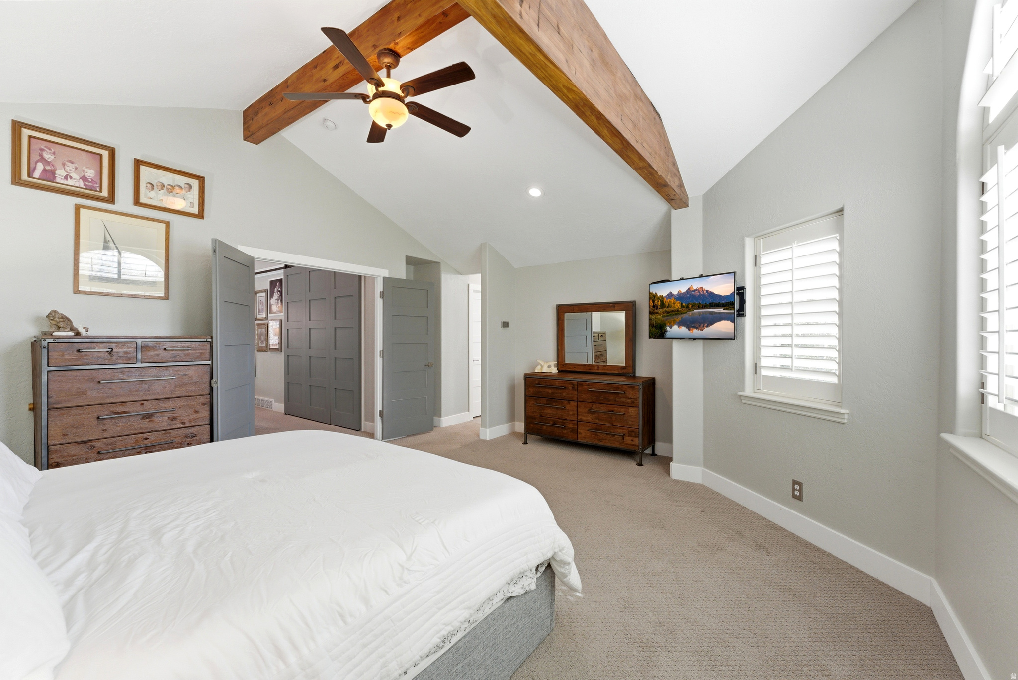 SILVER SPRINGS - Residential