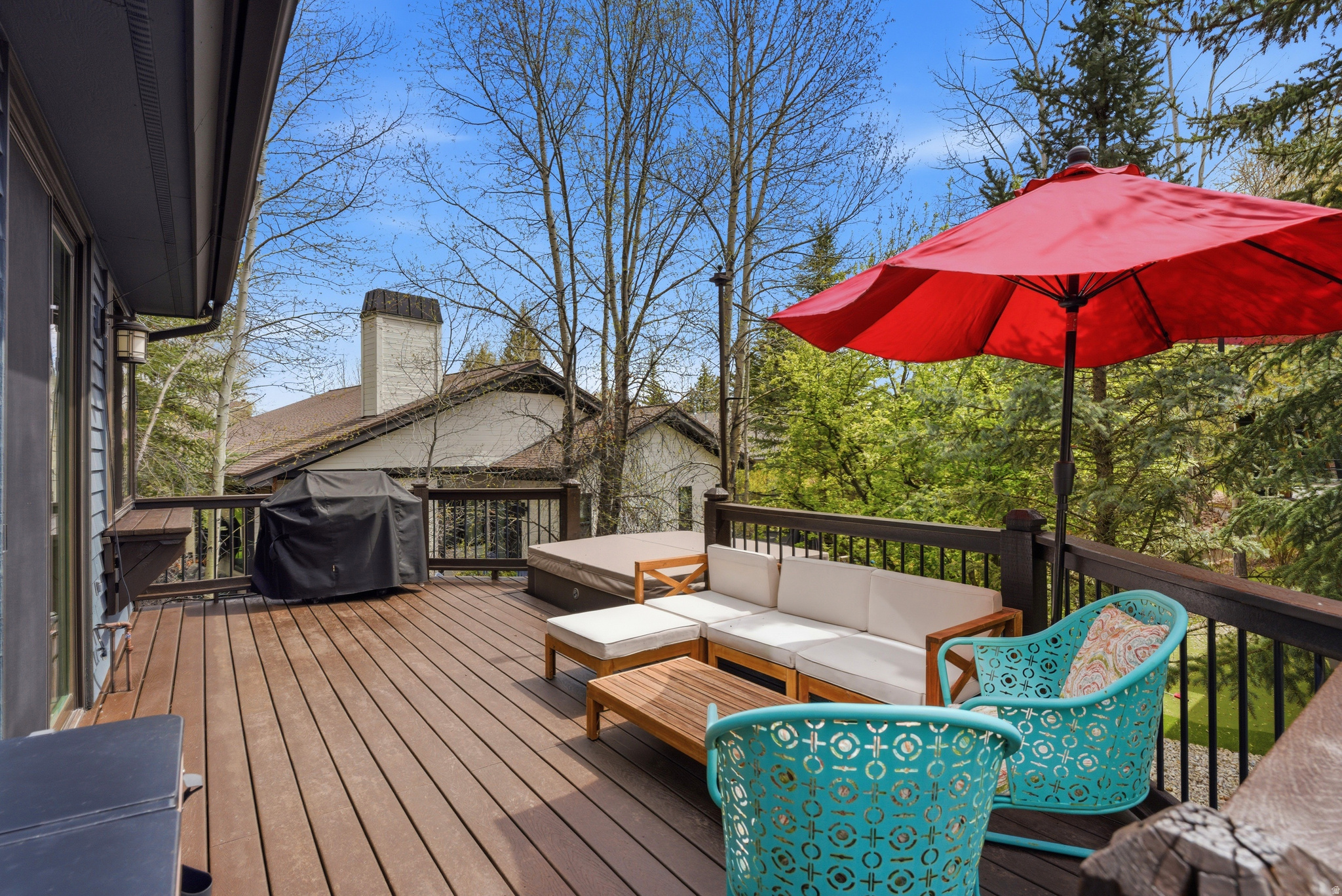 SILVER SPRINGS - Residential