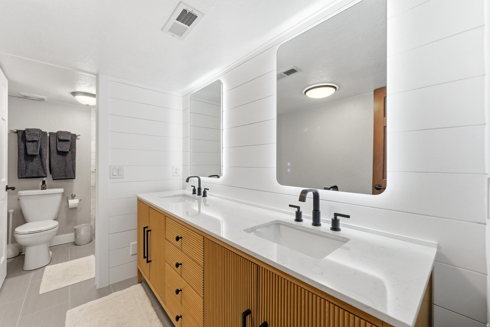 SILVER SPRINGS - Residential