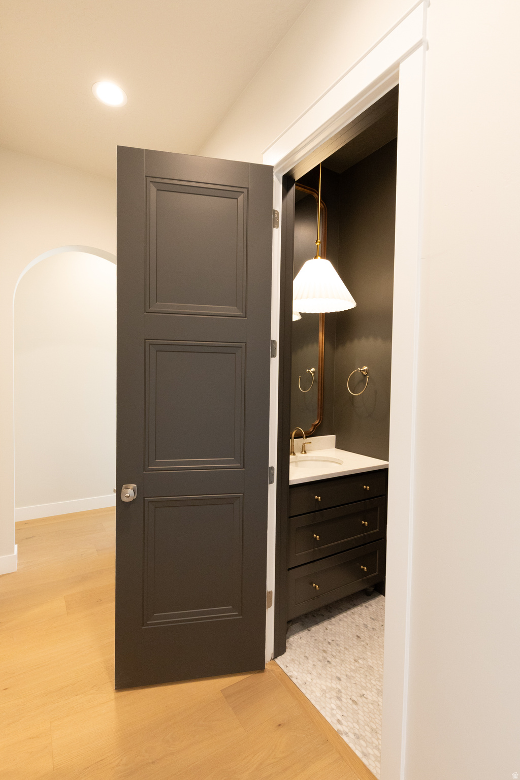 BEACON POINTE - Residential