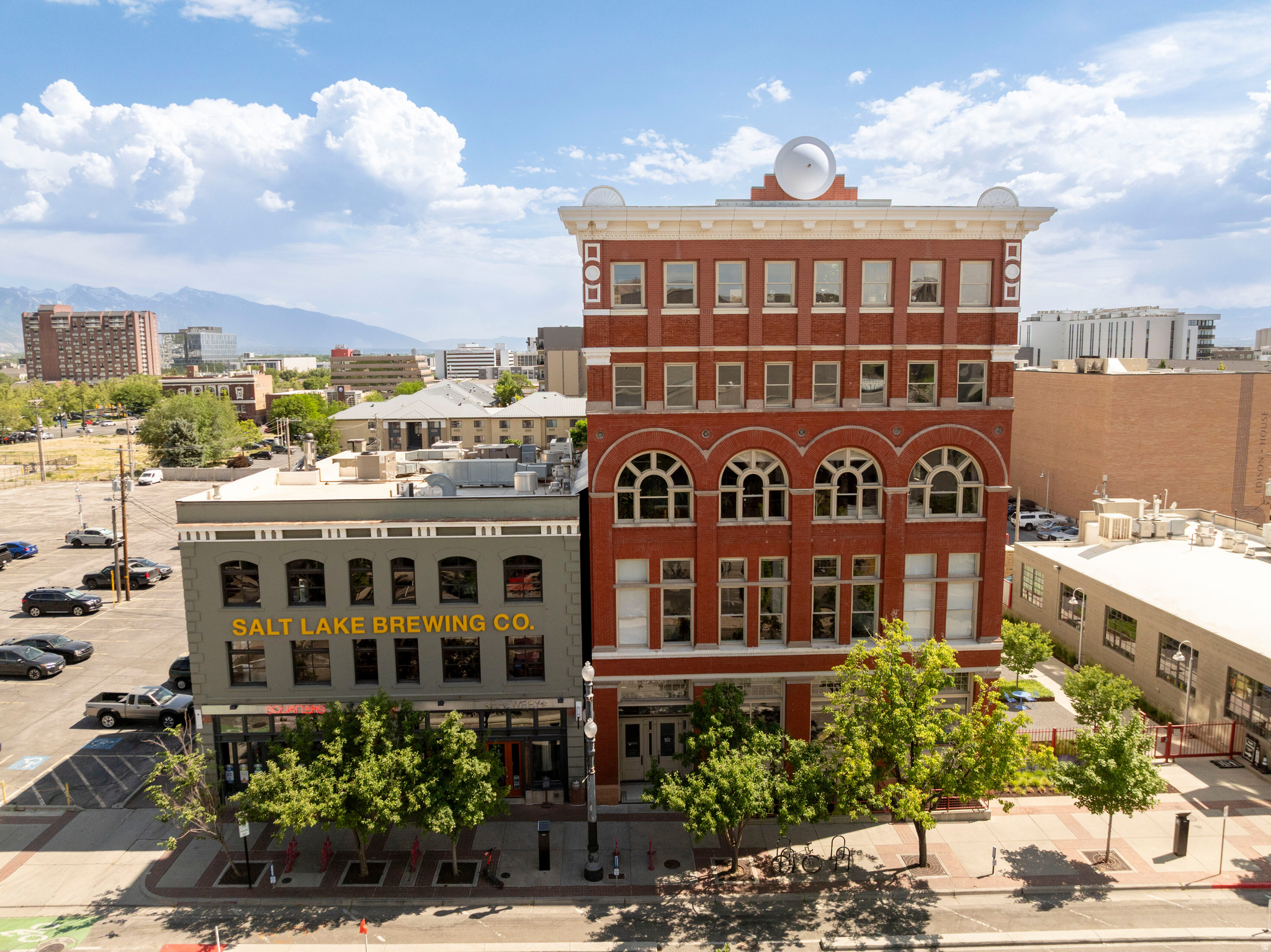 BROADWAY LOFTS CONDO - Residential