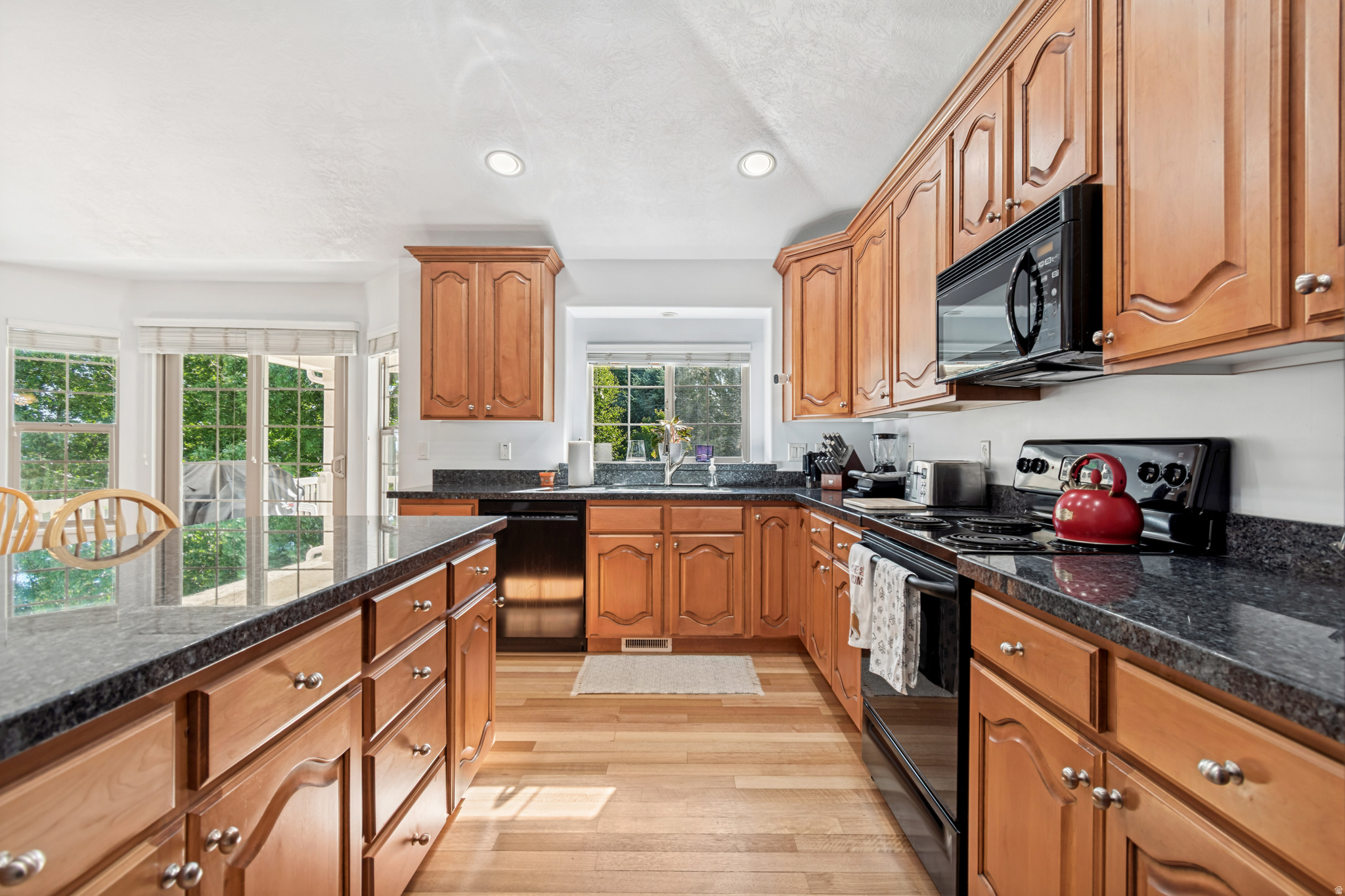 DRY CREEK - Residential