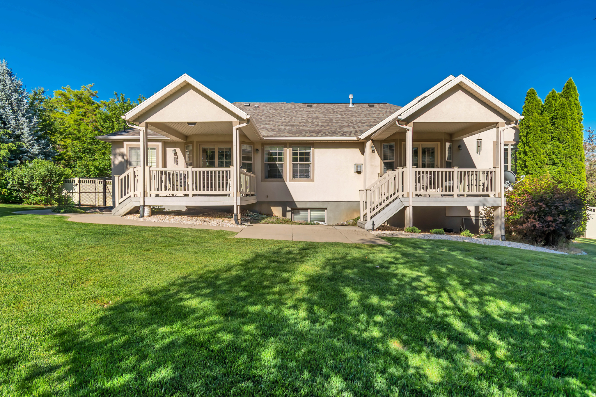DRY CREEK - Residential