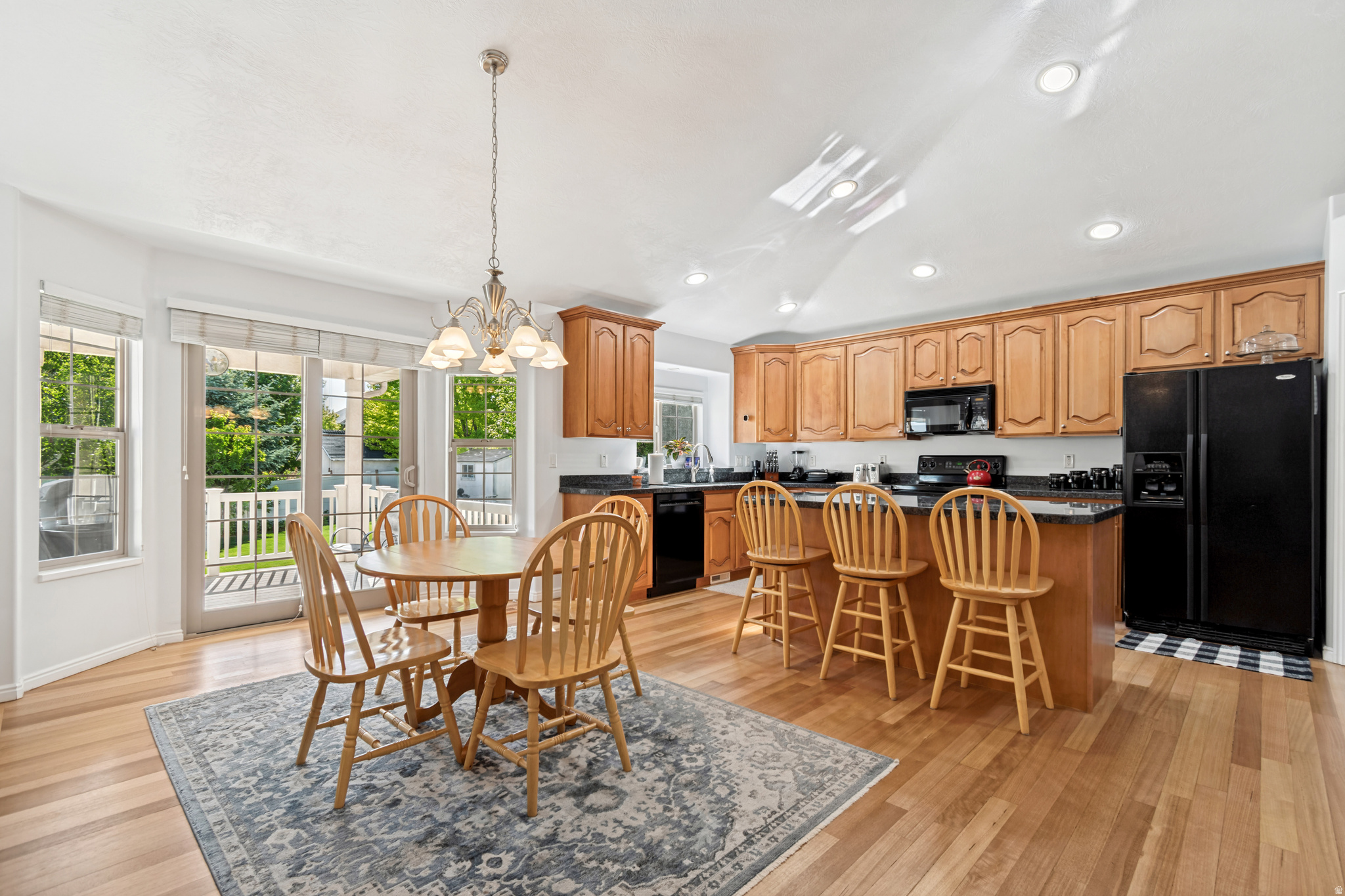 DRY CREEK - Residential
