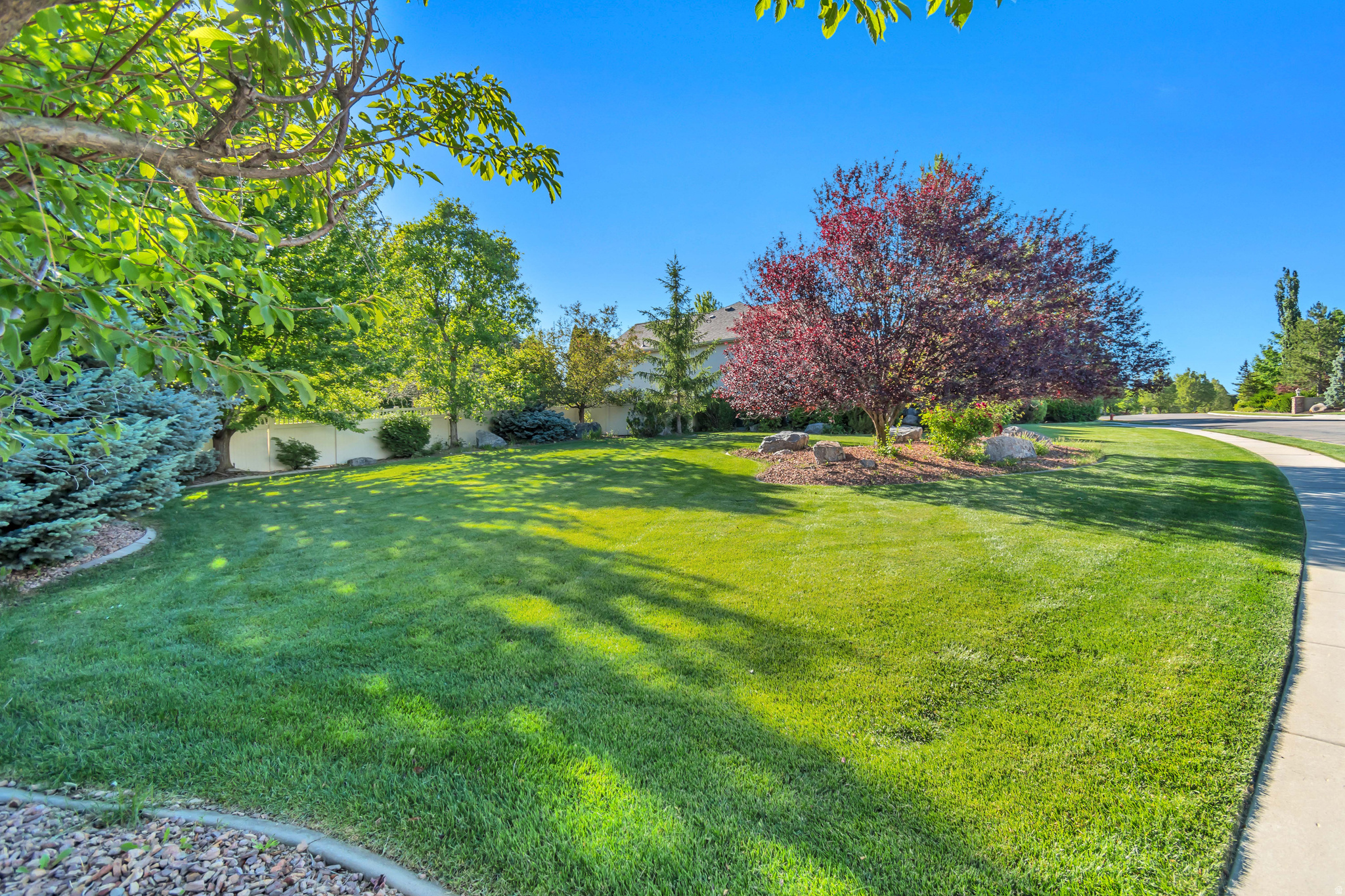 DRY CREEK - Residential