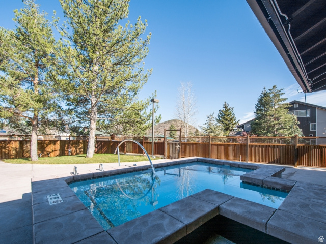PROSPECTOR SQUARE CONDO - Residential