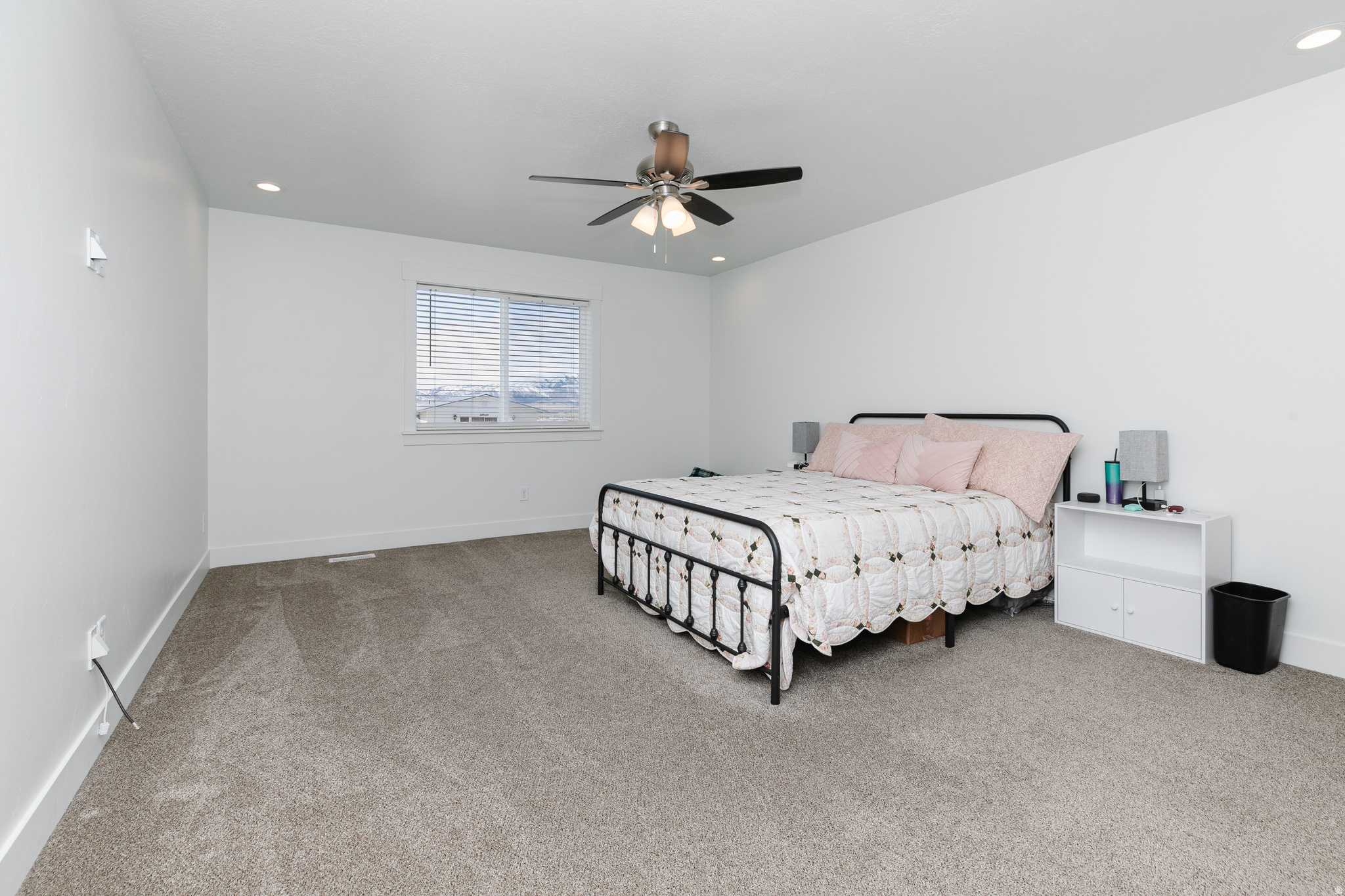 AMR5 MINOR SUBDIVISION - Residential