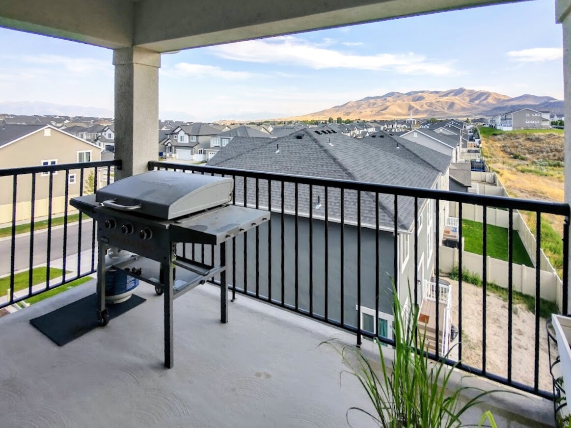 QUAILHILL - Residential