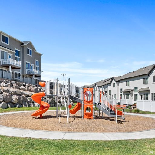 BRINGHURST STATION - Residential