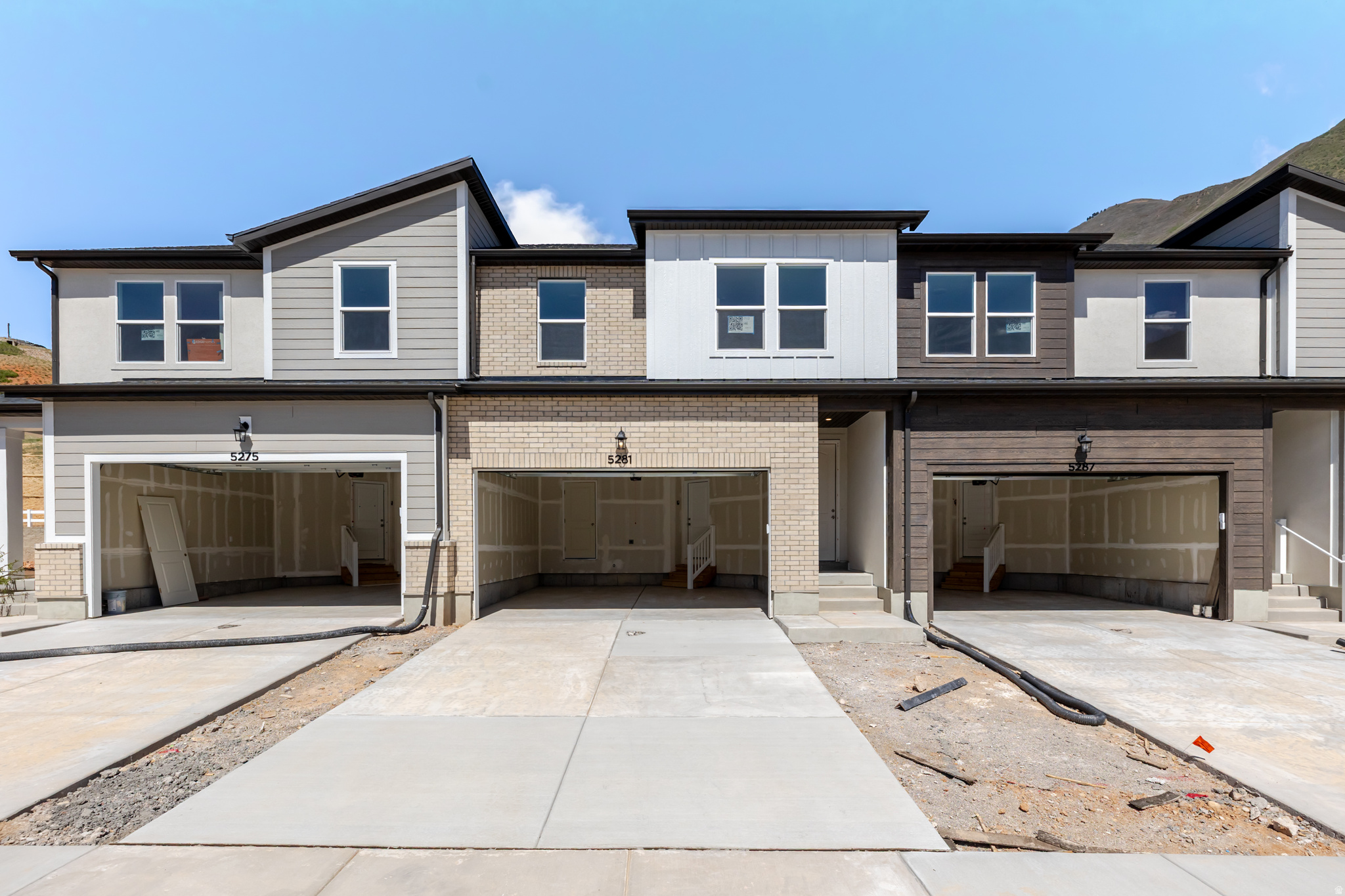 Get ready to fall in love with your new townhome at Harmony Ridge! Enjoy the perfect mix of comfort and convenience with multi-story living and a spacious two-car garage. Nestled near the breathtaking Spanish Fork Canyon, Harmony Ridge offers jaw-dropping views and incredible amenities, including a clubhouse, fully equipped gym, sparkling pool, parks, and pickleball courts. It's the perfect place to relax, play, and make lasting memories. Reach out today to learn more or schedule your visit. Your dream home is calling!