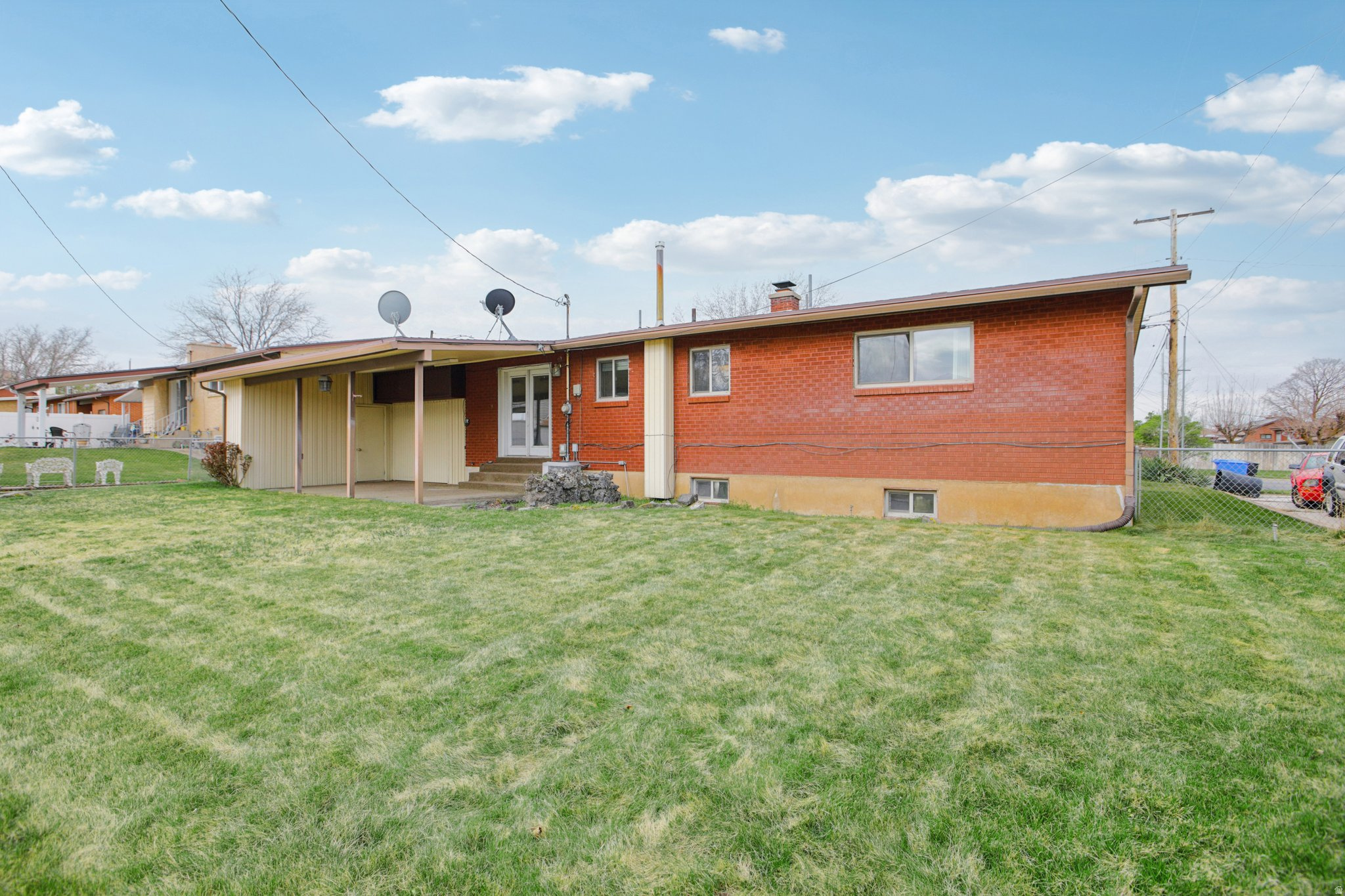 TIBBITT'S - Residential