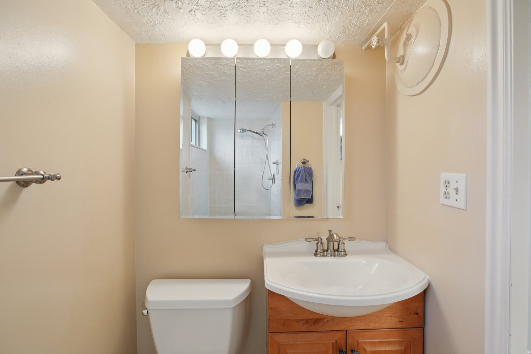 TIBBITT'S - Residential