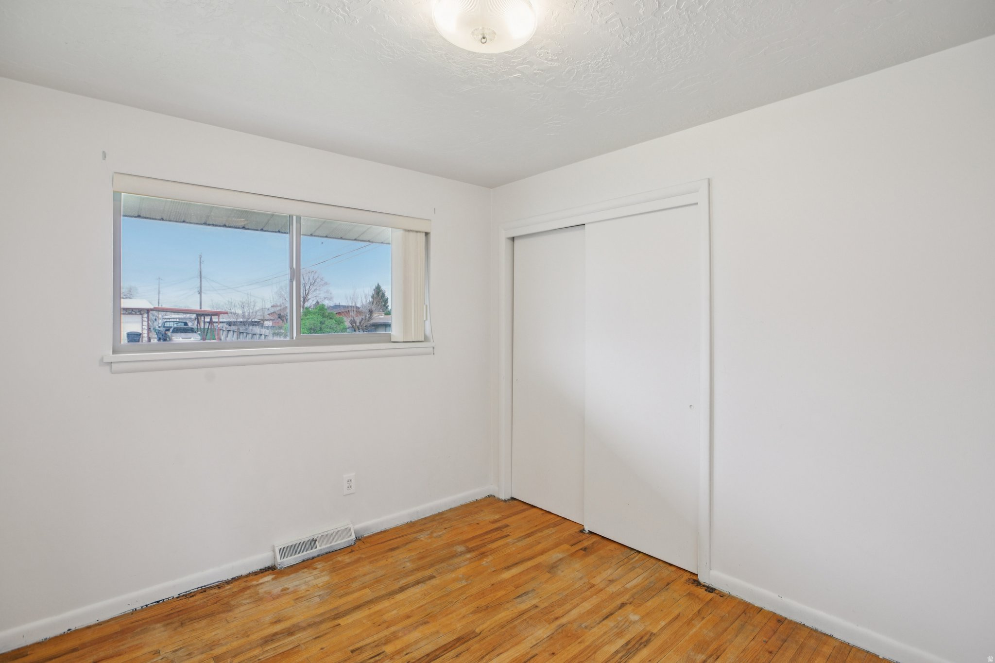 TIBBITT'S - Residential