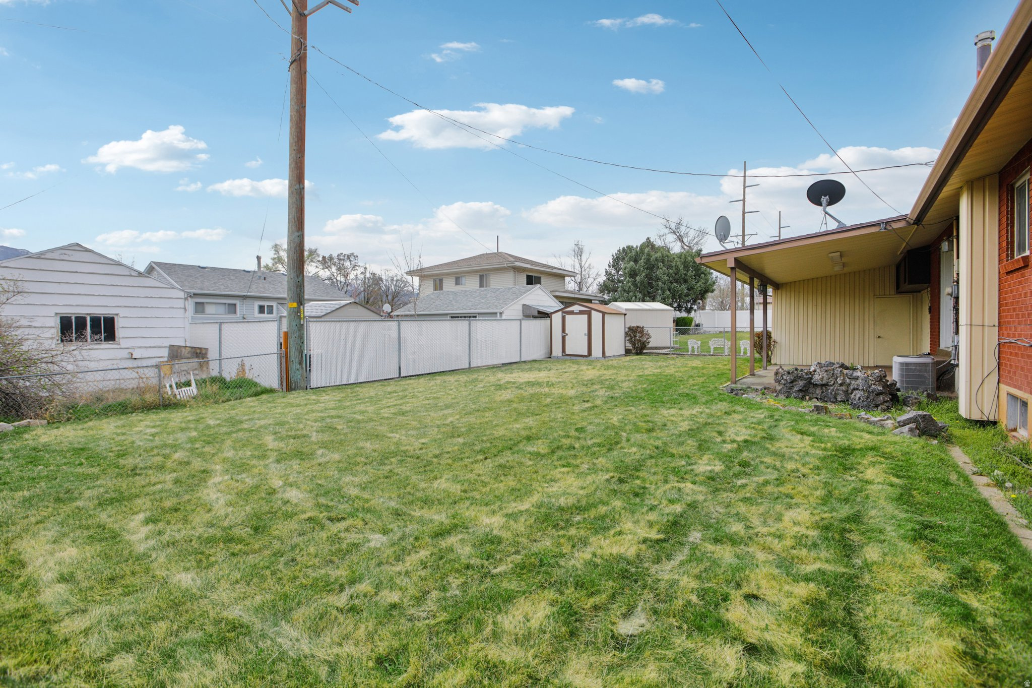 TIBBITT'S - Residential