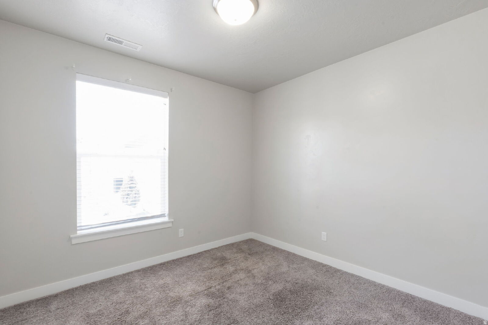 NORTH POINTE - Residential