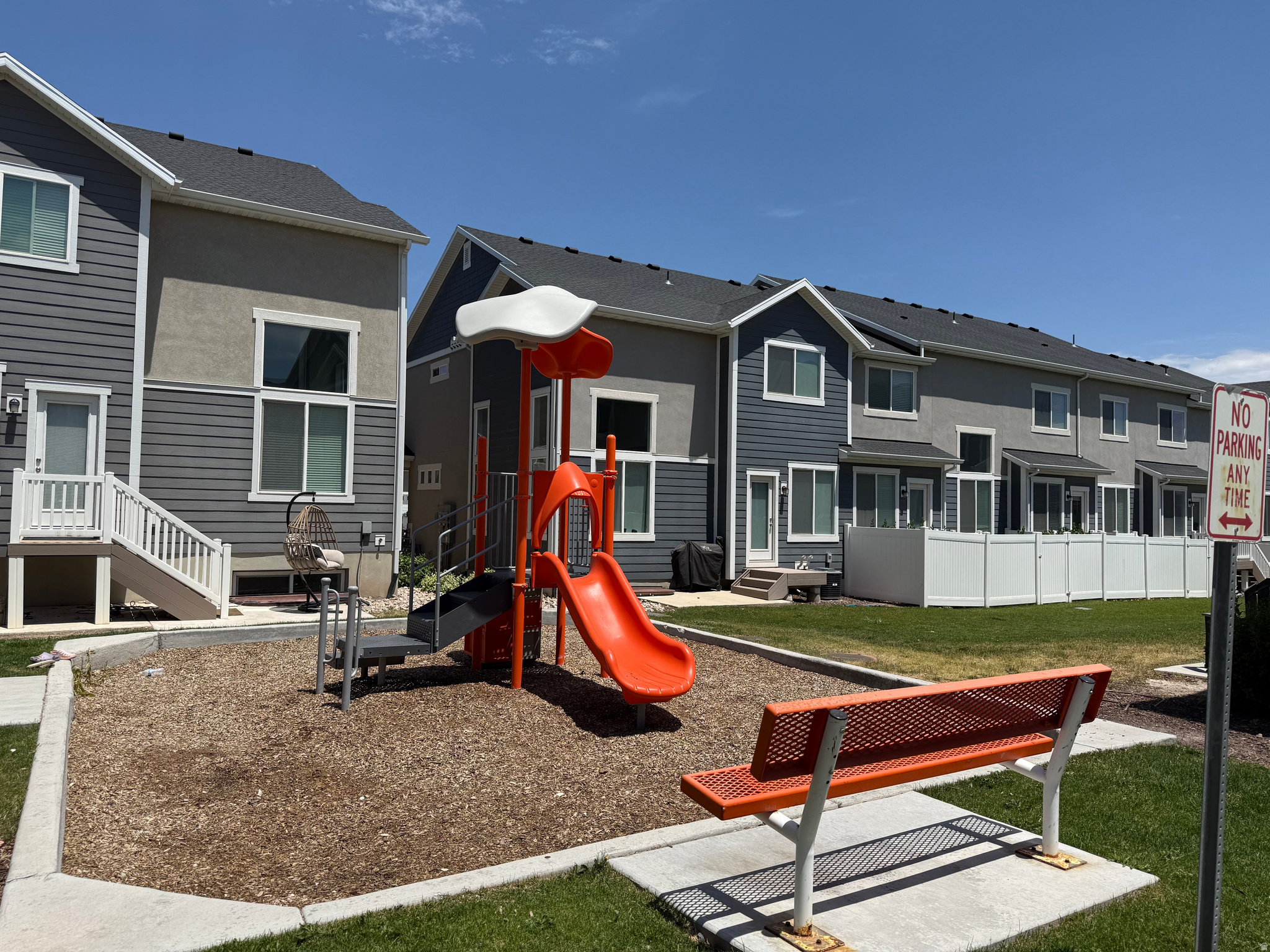 NORTH POINTE - Residential