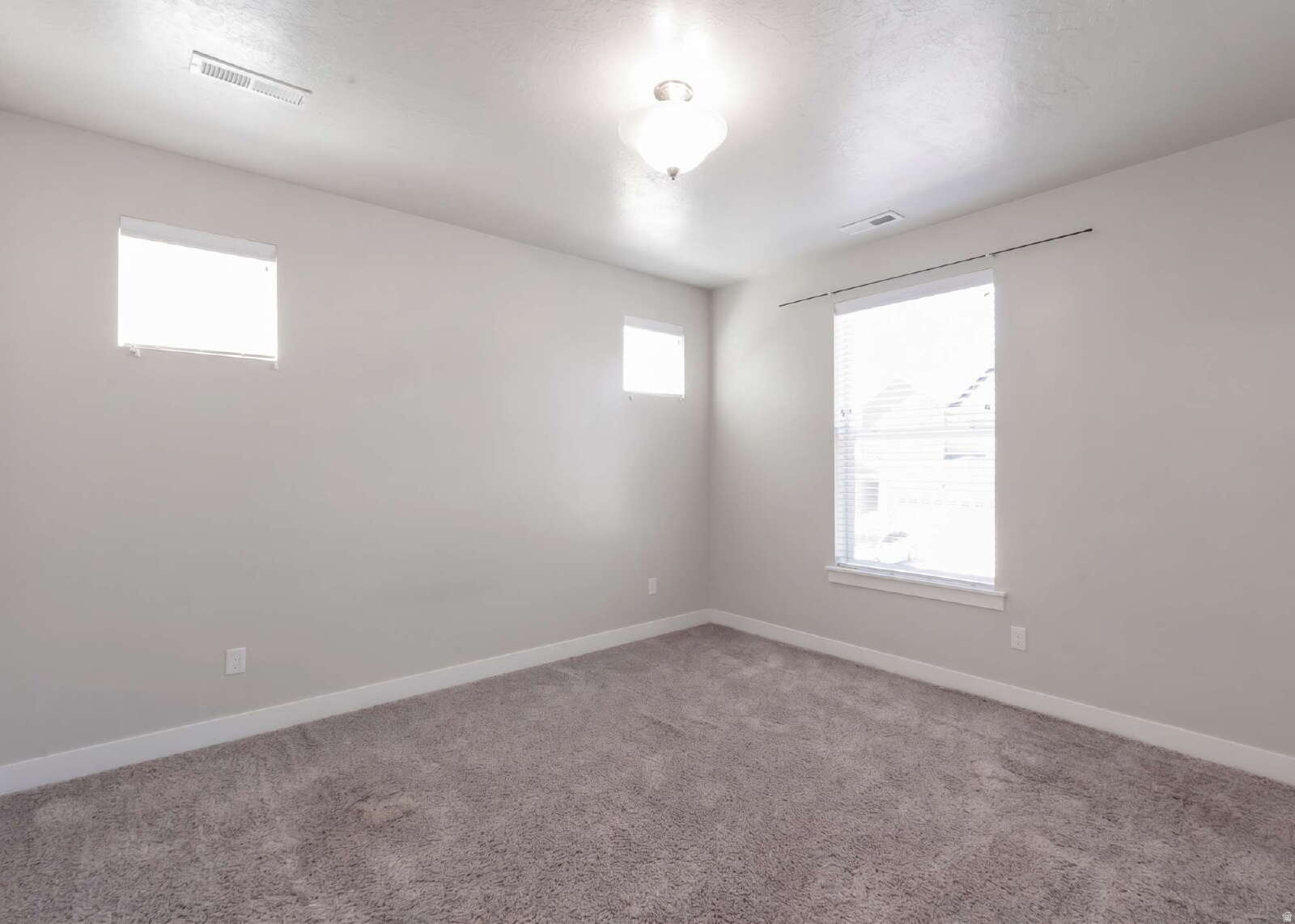 NORTH POINTE - Residential